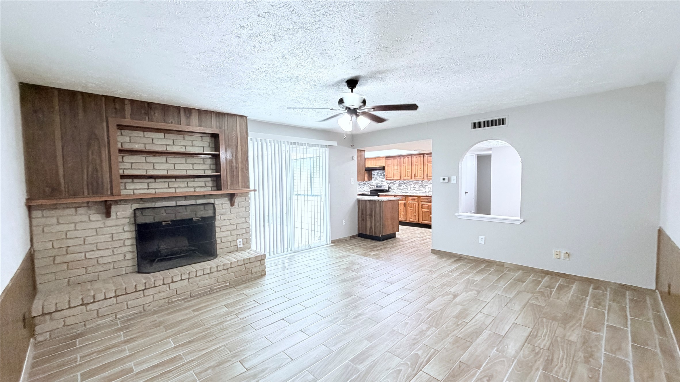 15507 Mira Monte Drive Property Photo 10