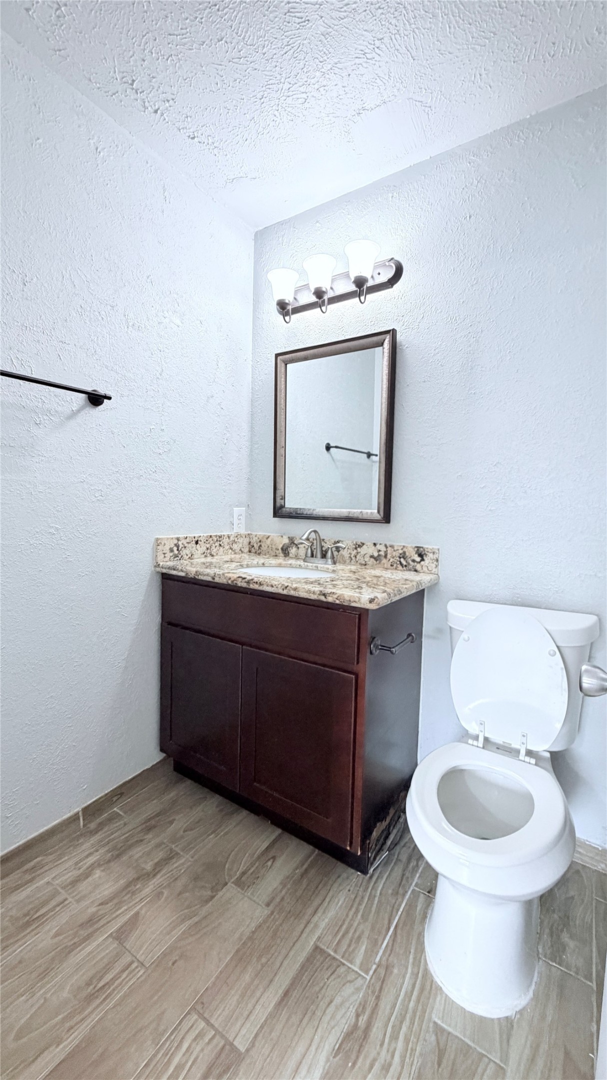 15507 Mira Monte Drive Property Photo 17