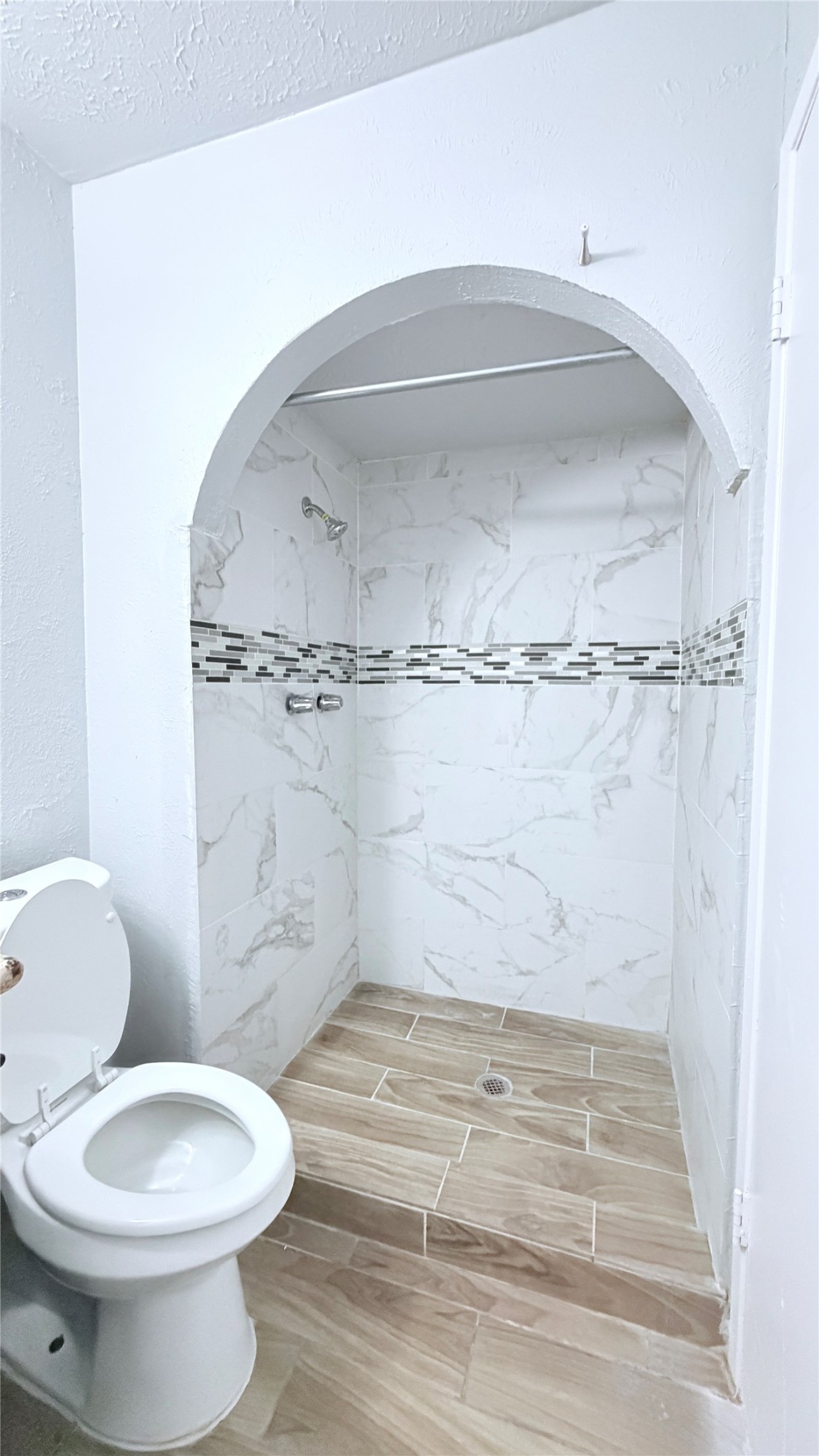 15507 Mira Monte Drive Property Photo 18