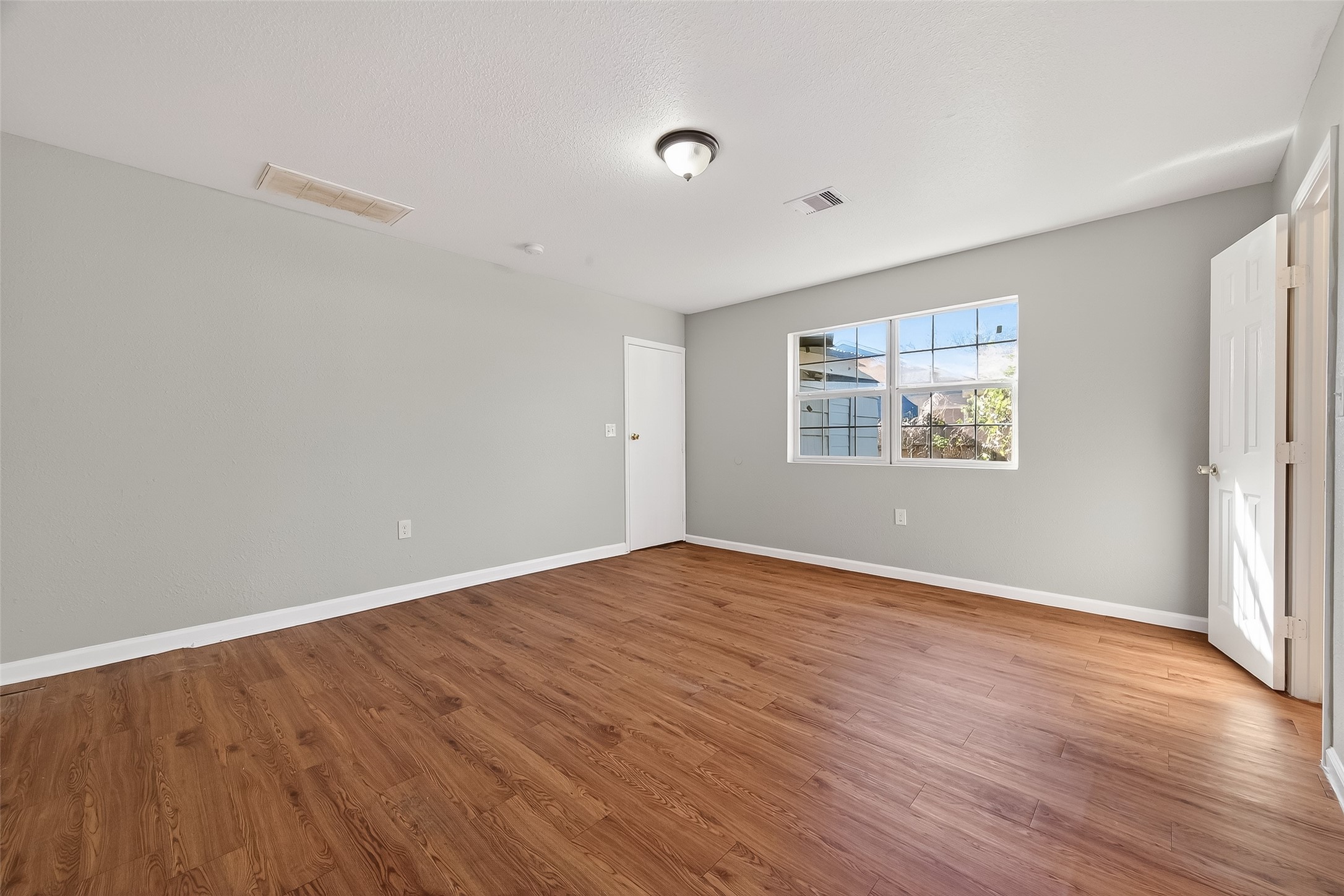 6127 Beldart Street Property Photo 2