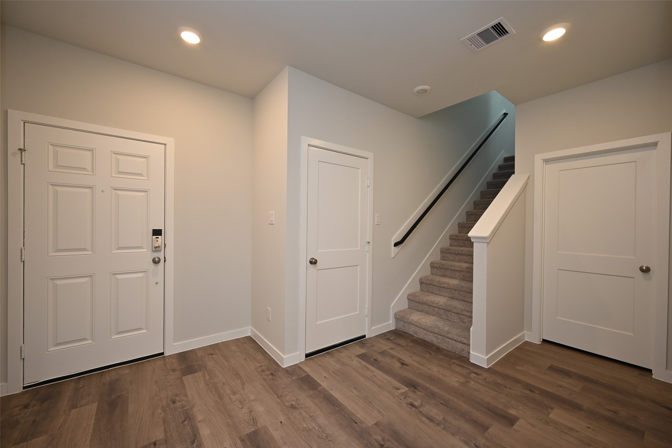 3919 Accolade Crossing Property Photo 5