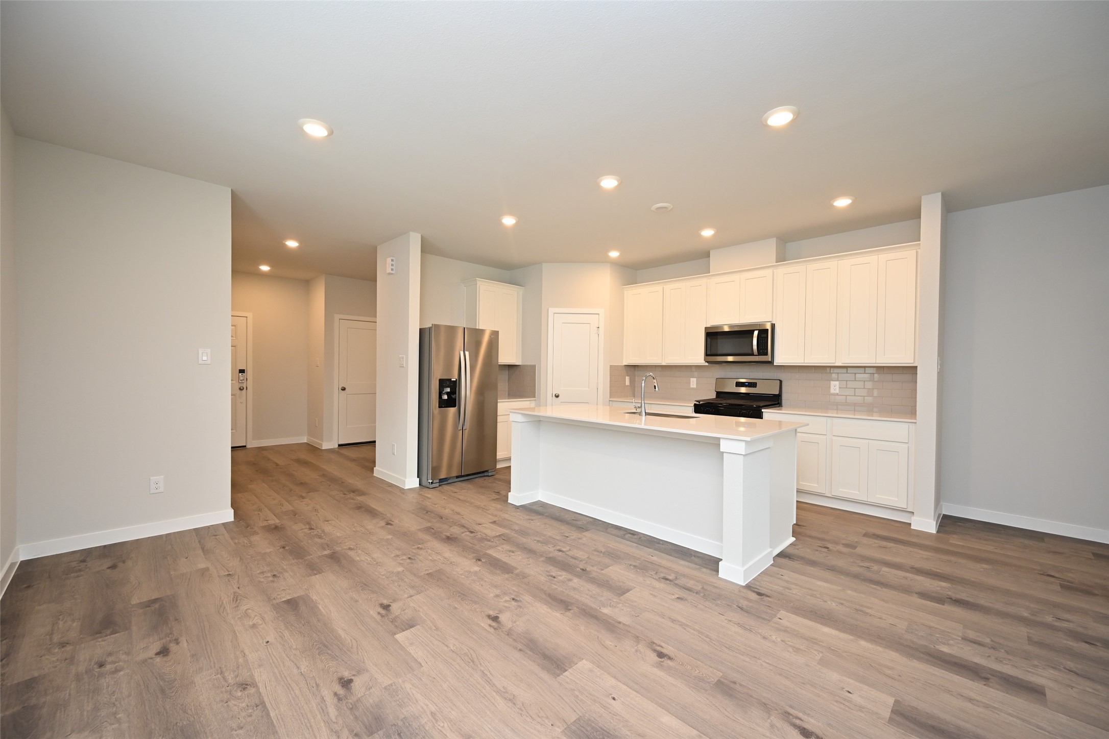 3919 Accolade Crossing Property Photo 7