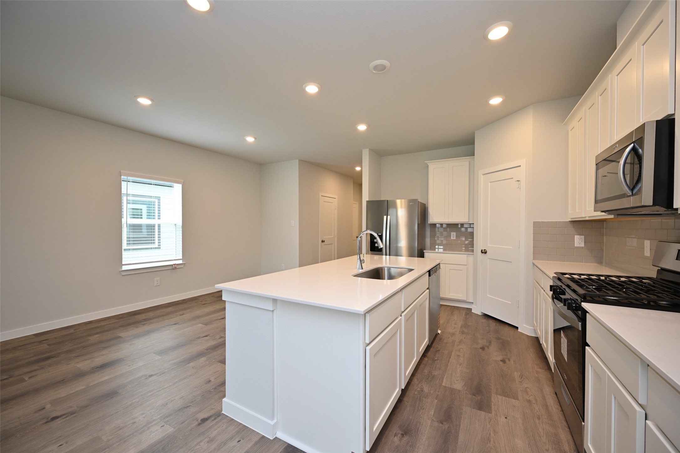 3919 Accolade Crossing Property Photo 11