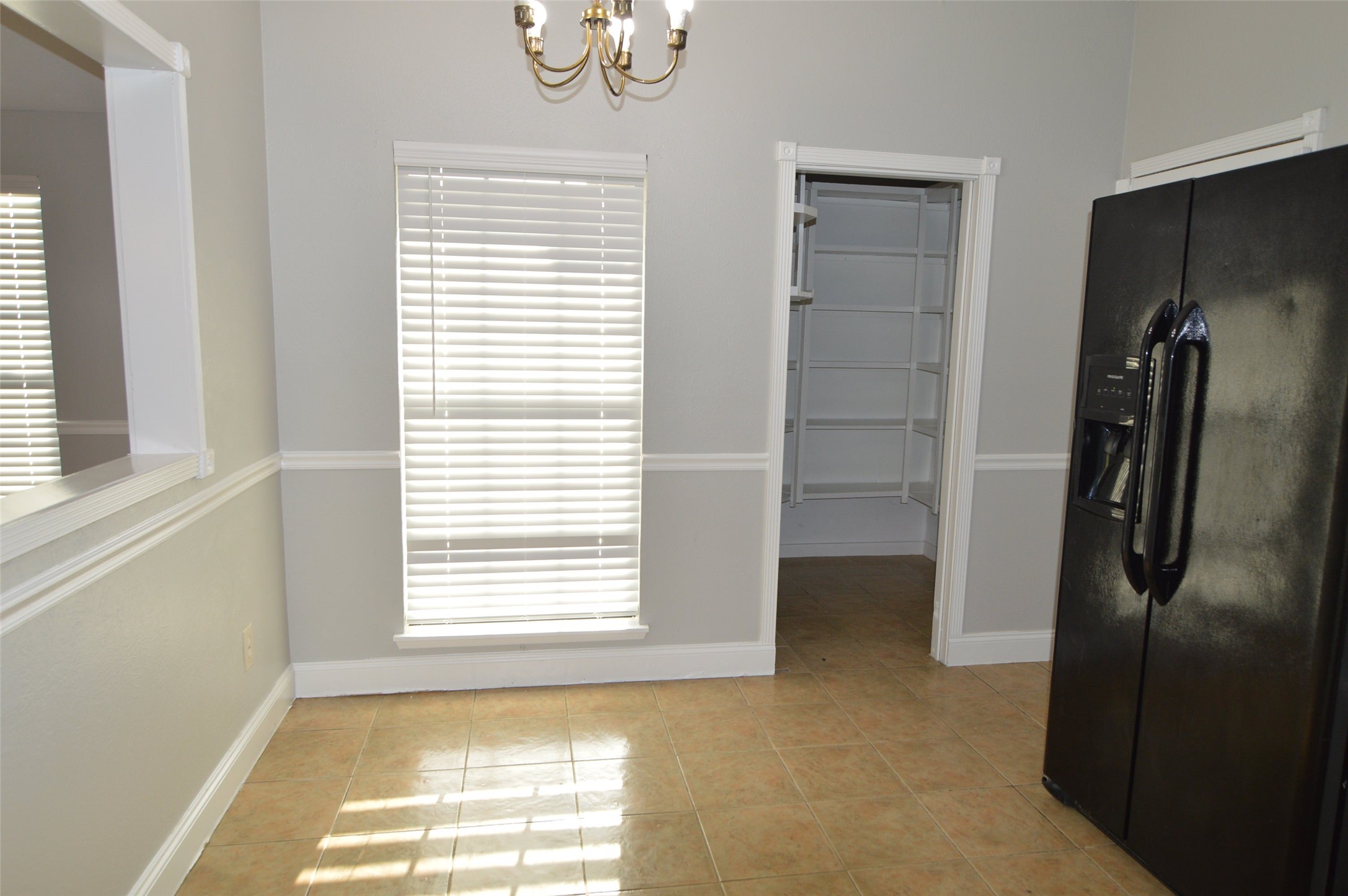 24014 Four Sixes Lane Property Photo 6