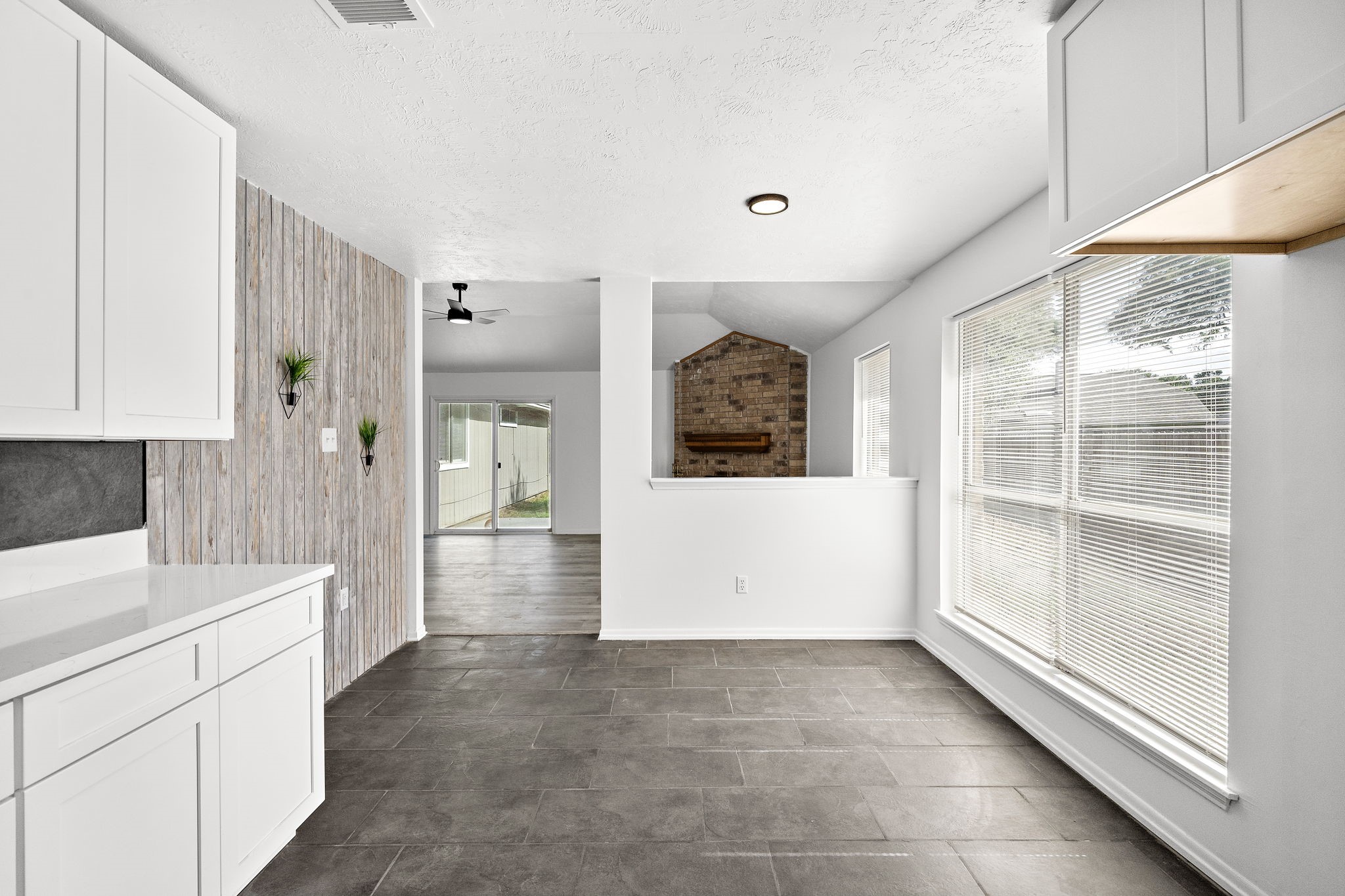 1022 Western Meadows Drive Property Photo 11