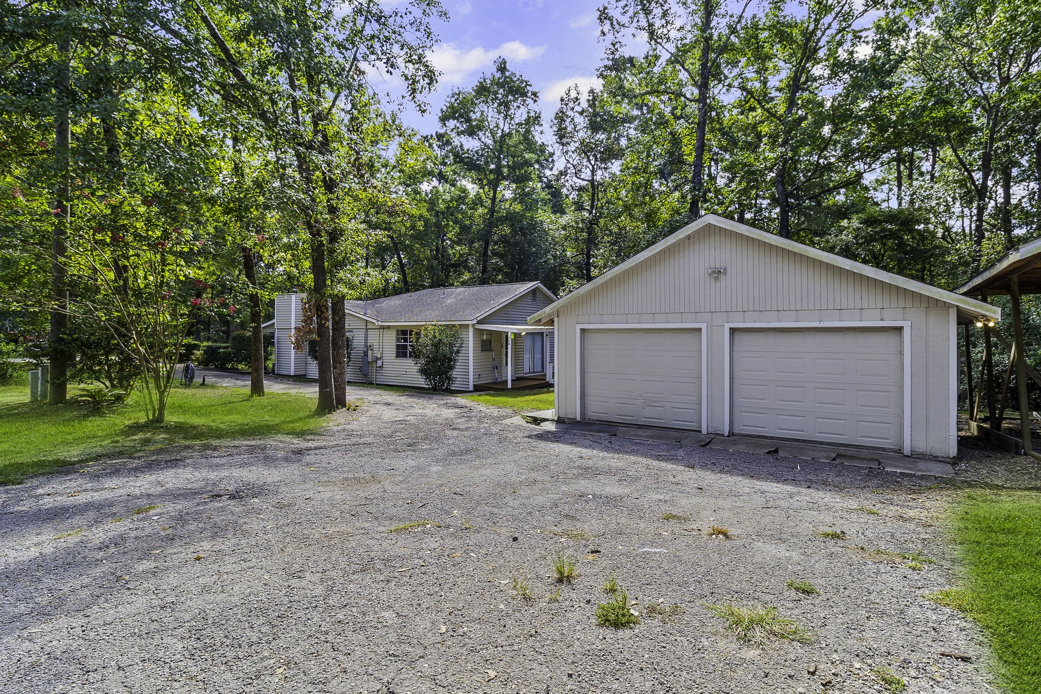 118 Finch Drive Property Photo 1