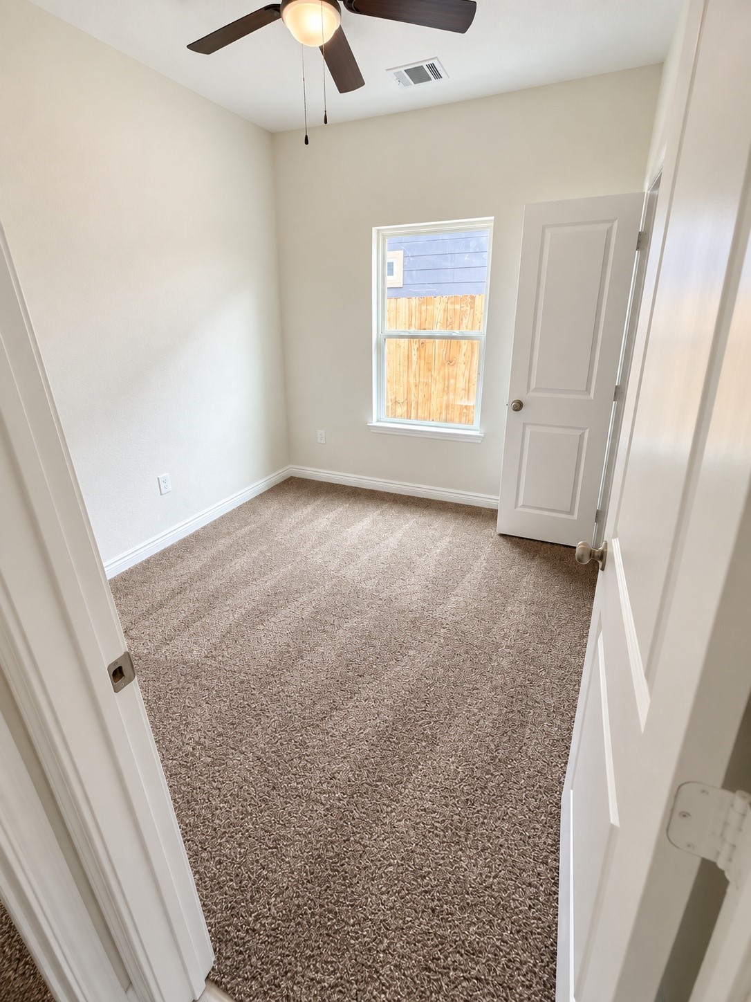 16434 Eastchase Property Photo 7