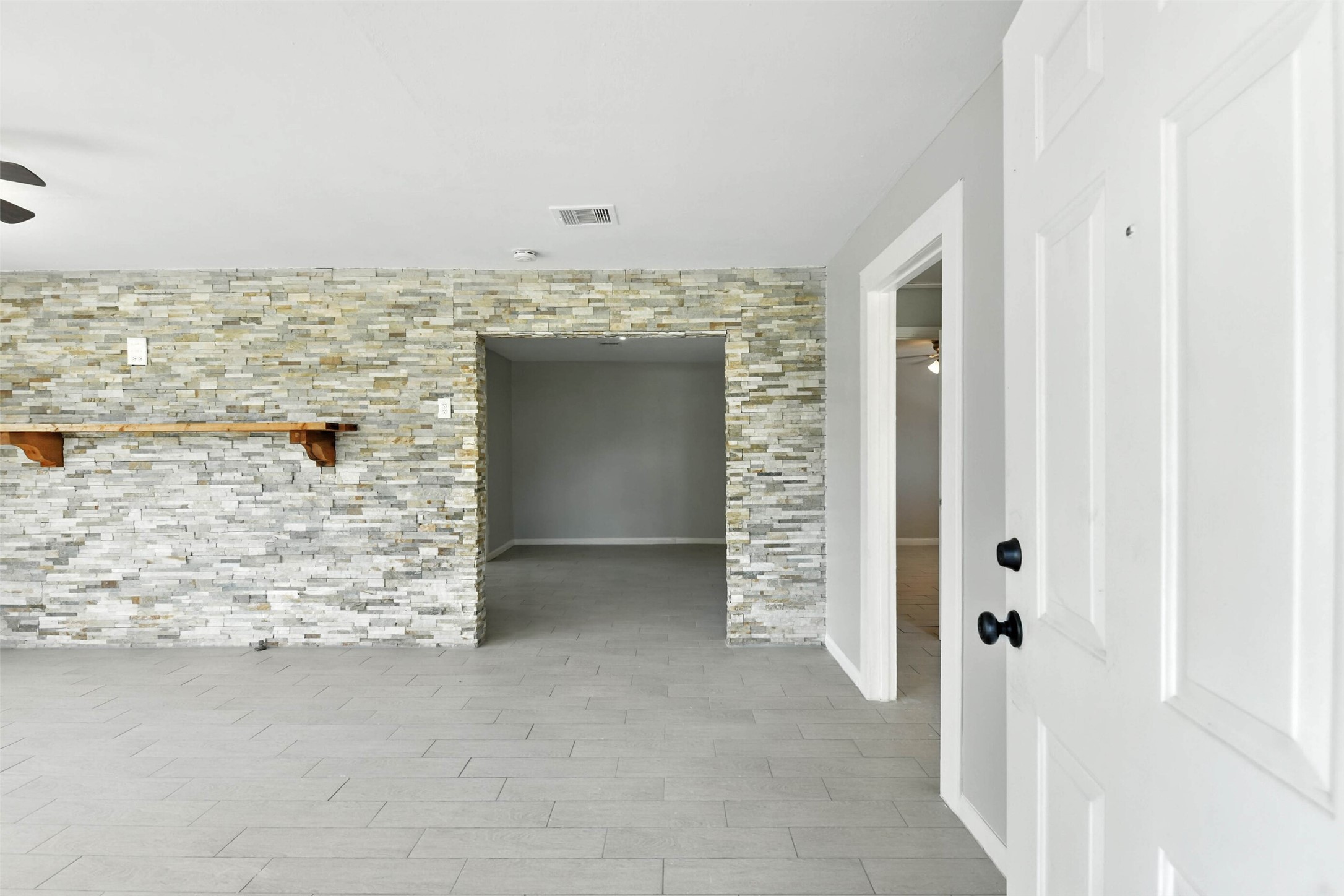 5017 Boicewood Street A Property Photo 6