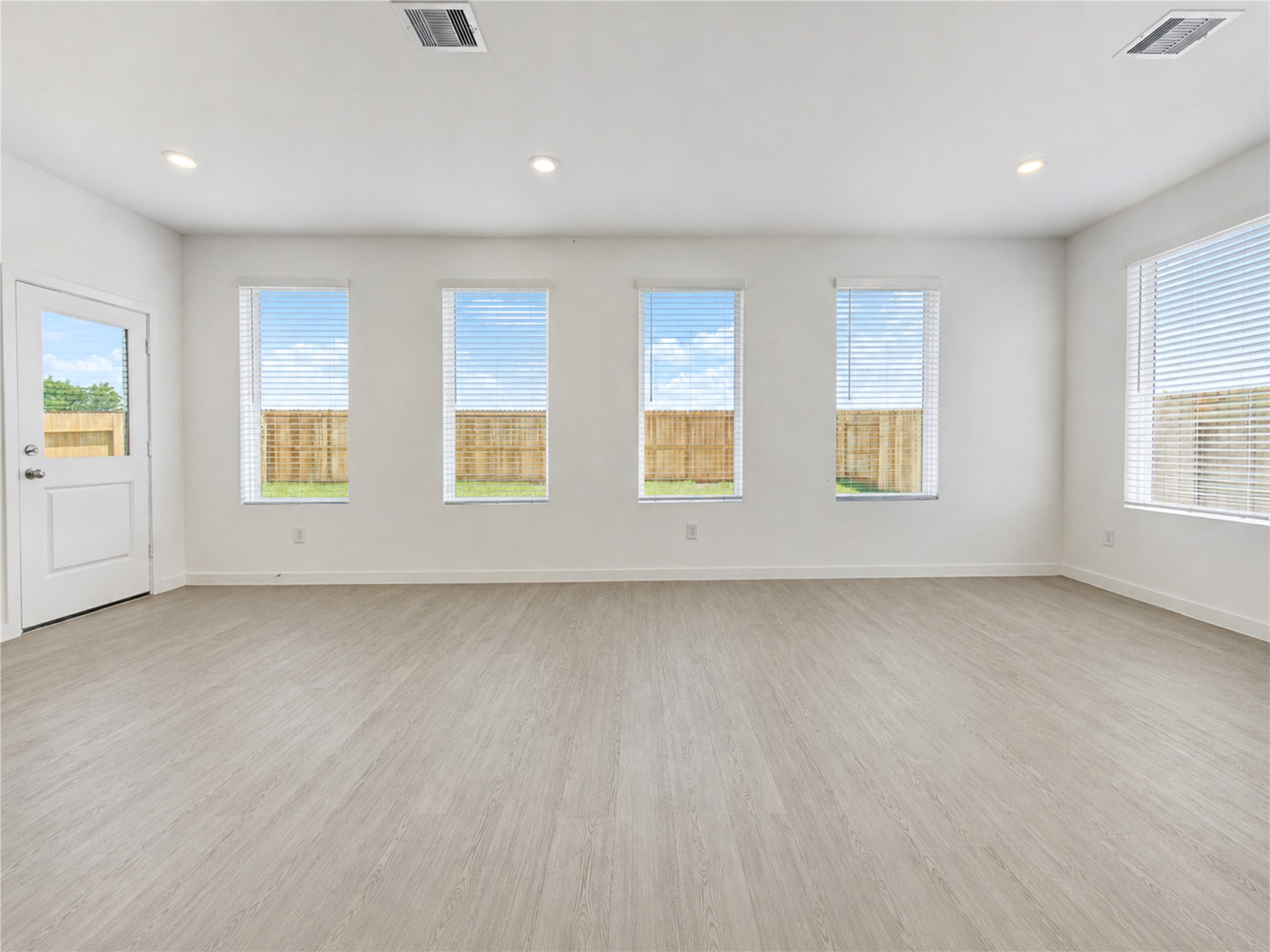 16222 Chestnut Haven Lane Property Photo 5