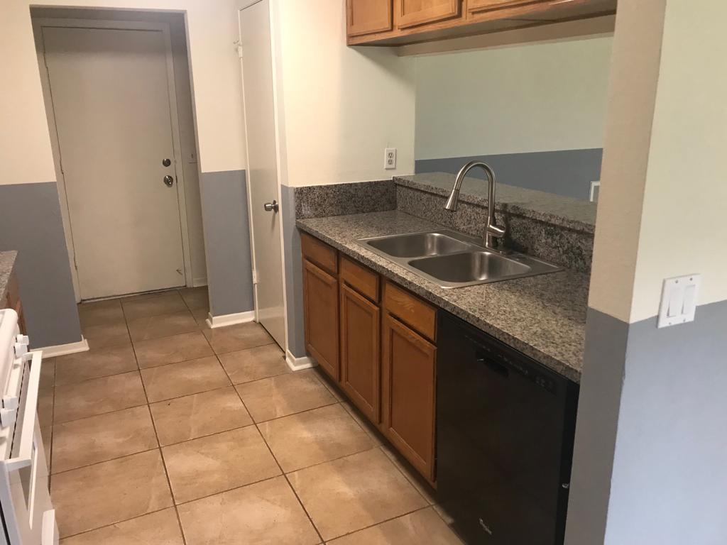 4718 Rainbow Run Property Photo 14