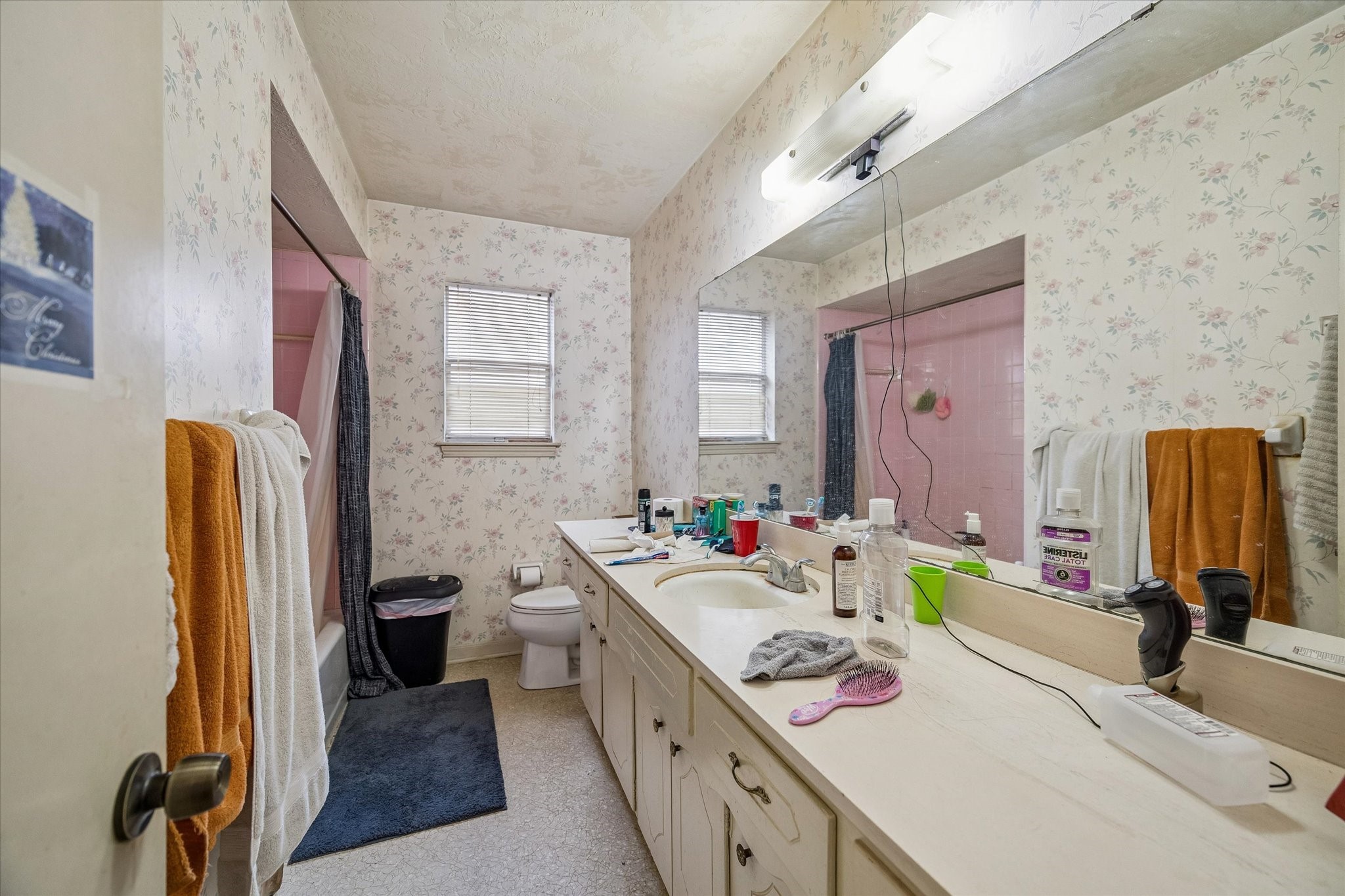 9727 Blankenship Drive Property Photo 6