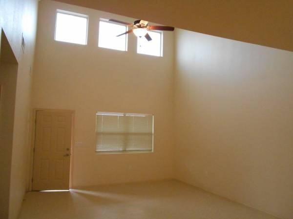 1519 Medina Drive Property Photo 4