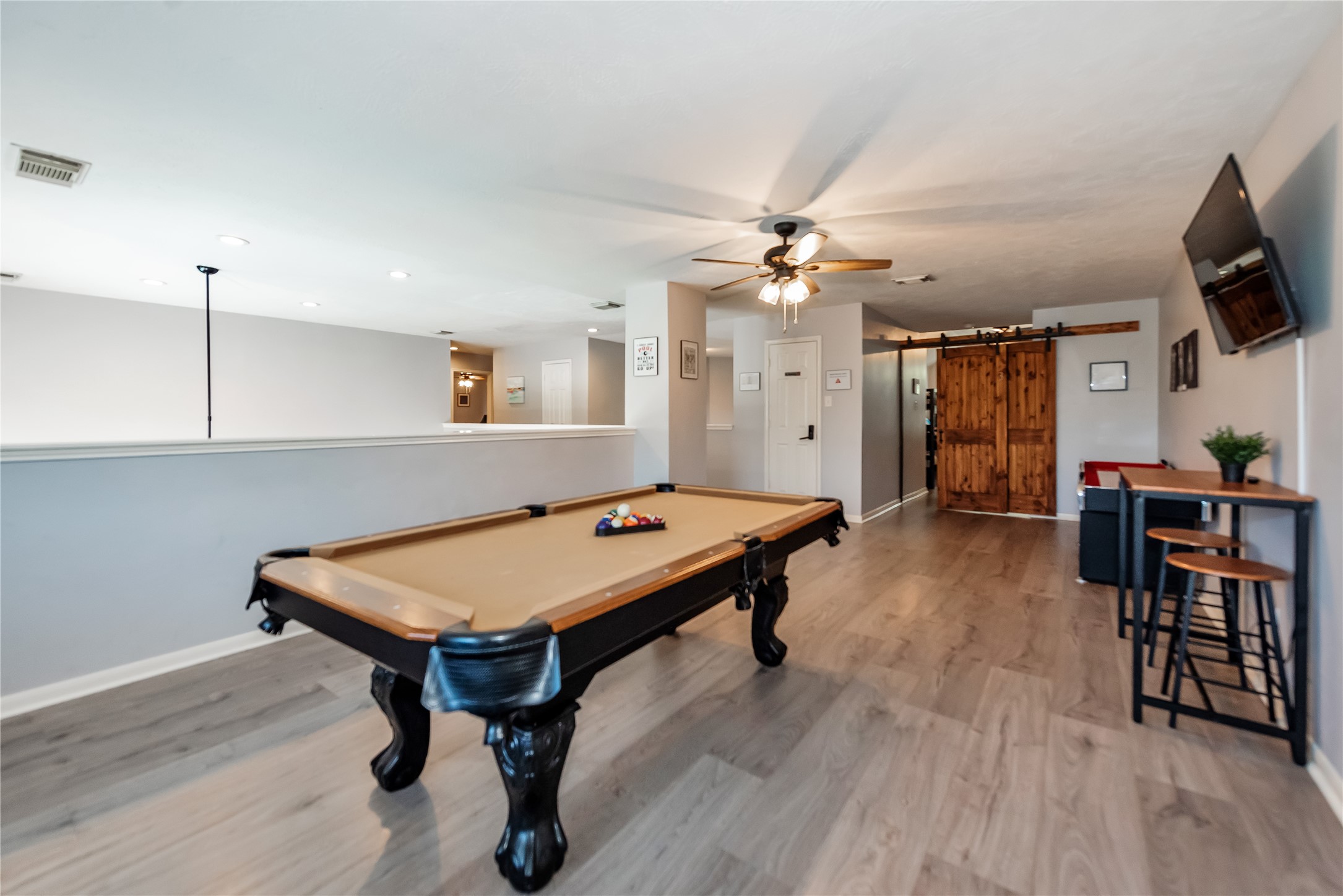 10815 Oak Bayou Lane Property Photo 2