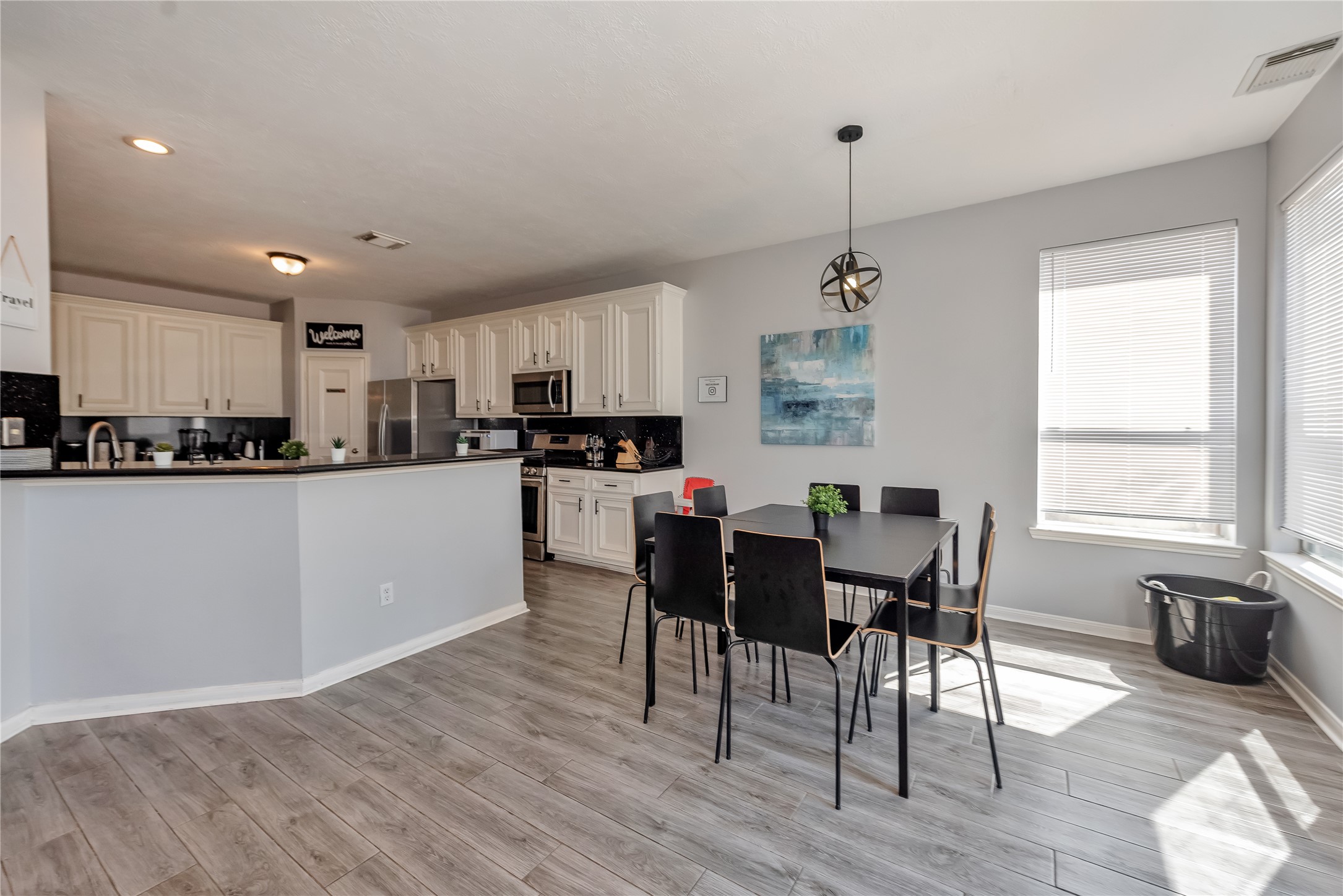 10815 Oak Bayou Lane Property Photo 11