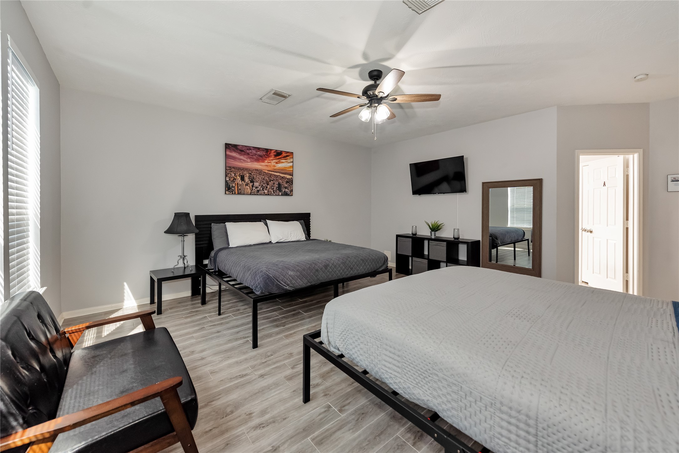 10815 Oak Bayou Lane Property Photo 16