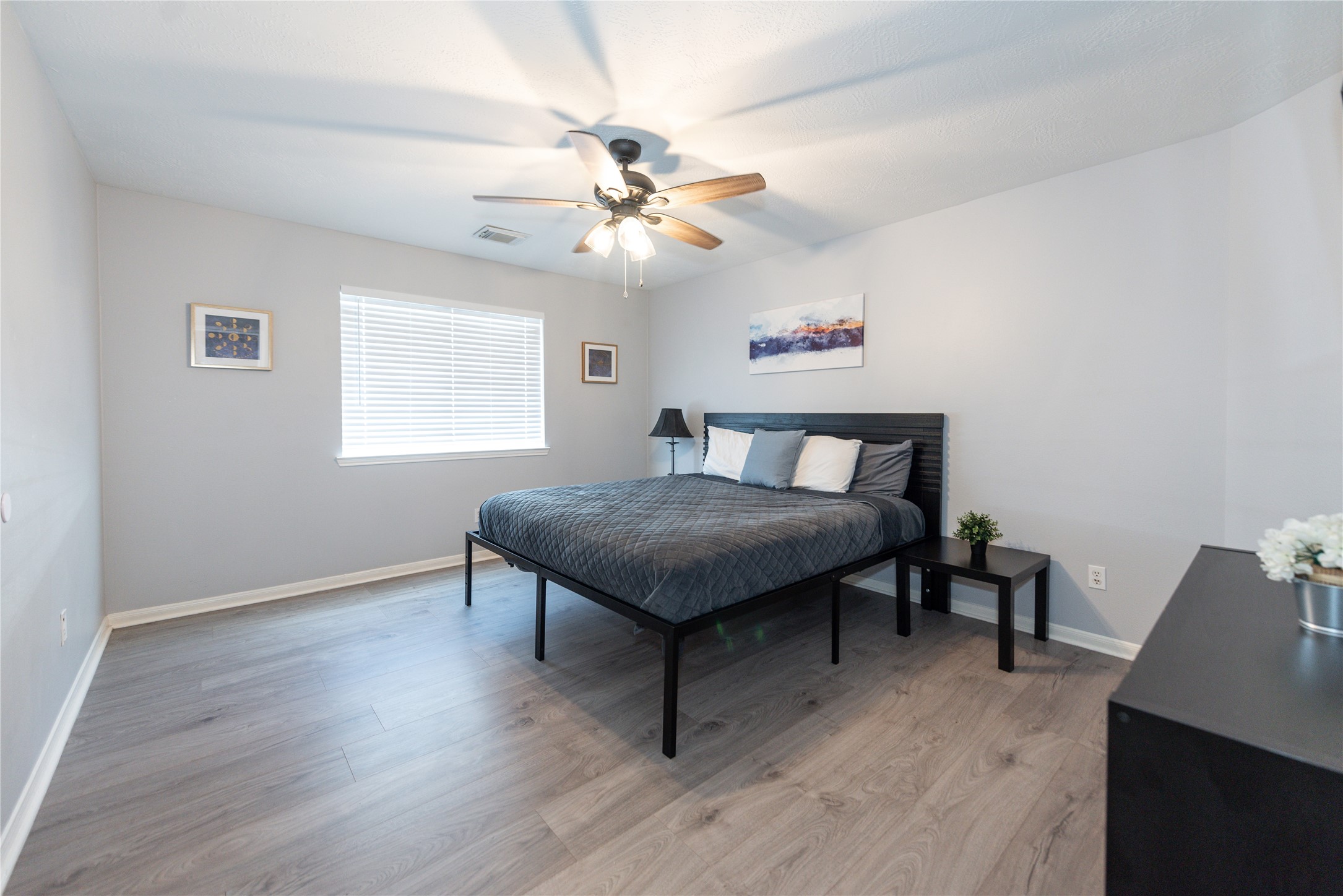 10815 Oak Bayou Lane Property Photo 32