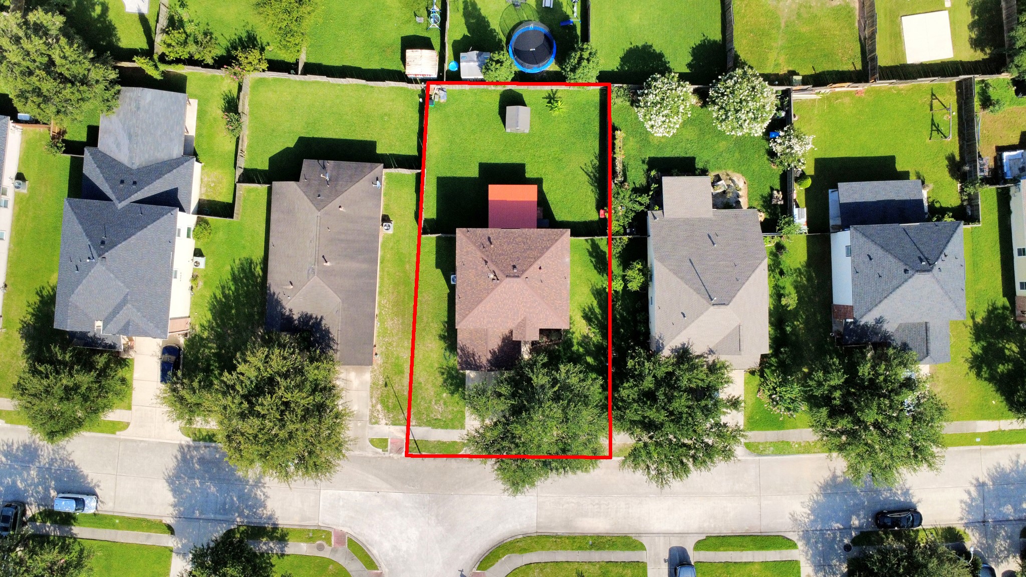 1902 Serenata Lane Property Photo 39