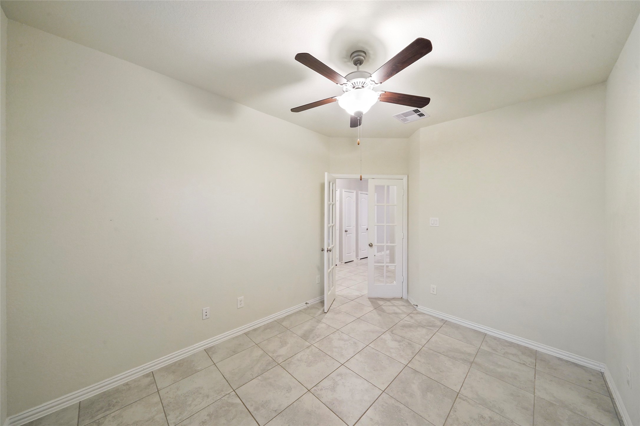 27910 Augusta View Drive Property Photo 4
