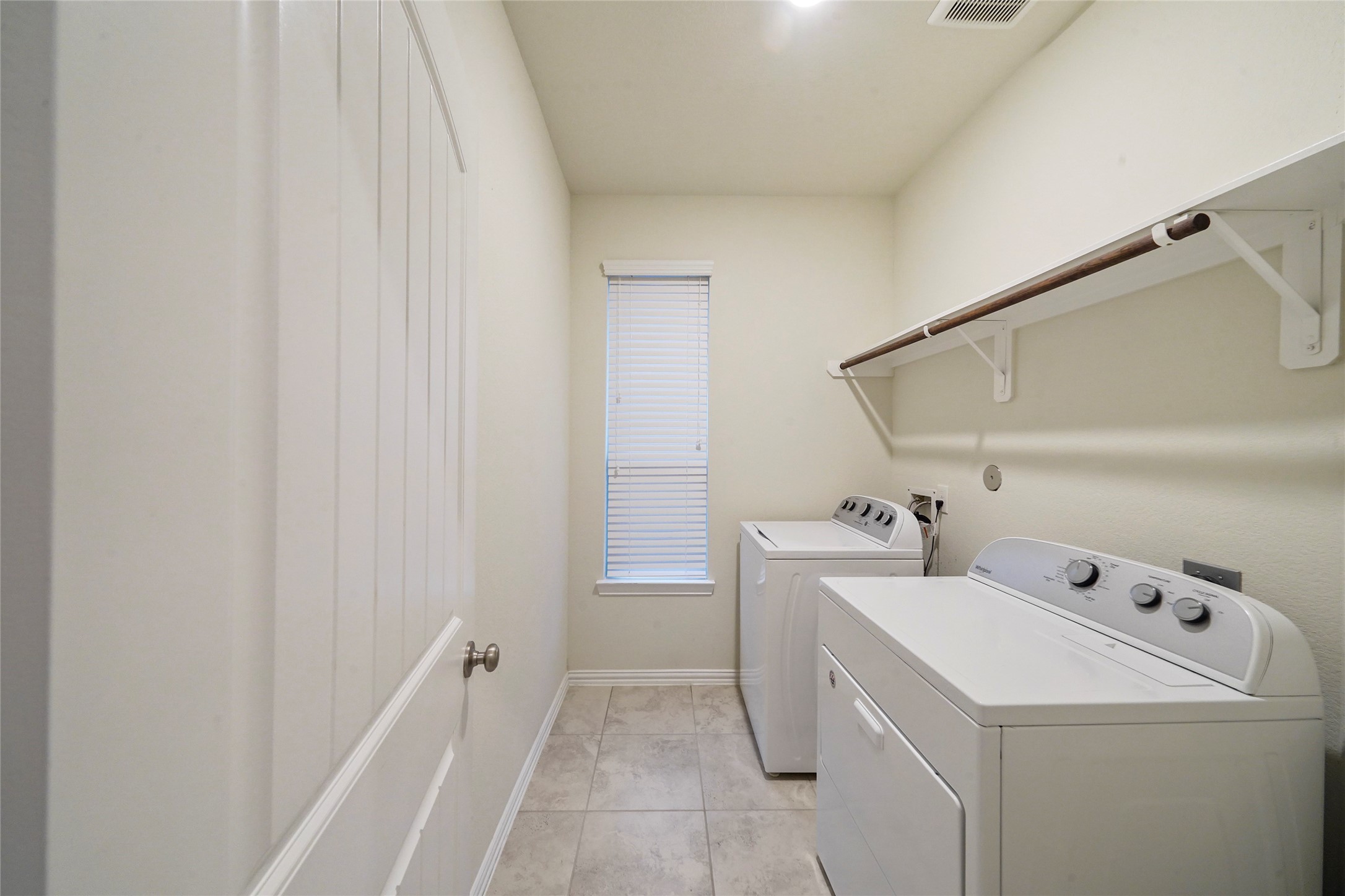 27910 Augusta View Drive Property Photo 5