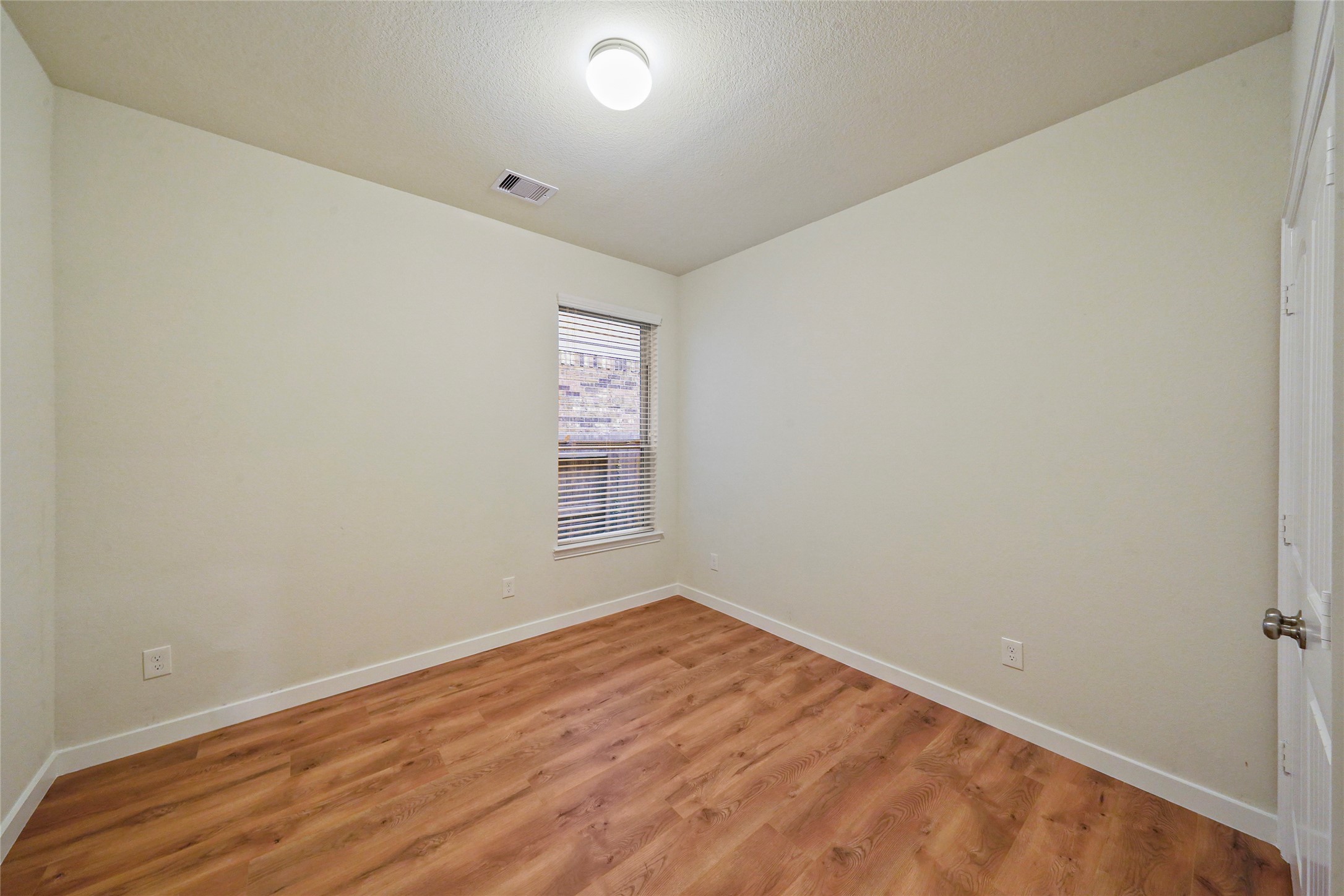 27910 Augusta View Drive Property Photo 9
