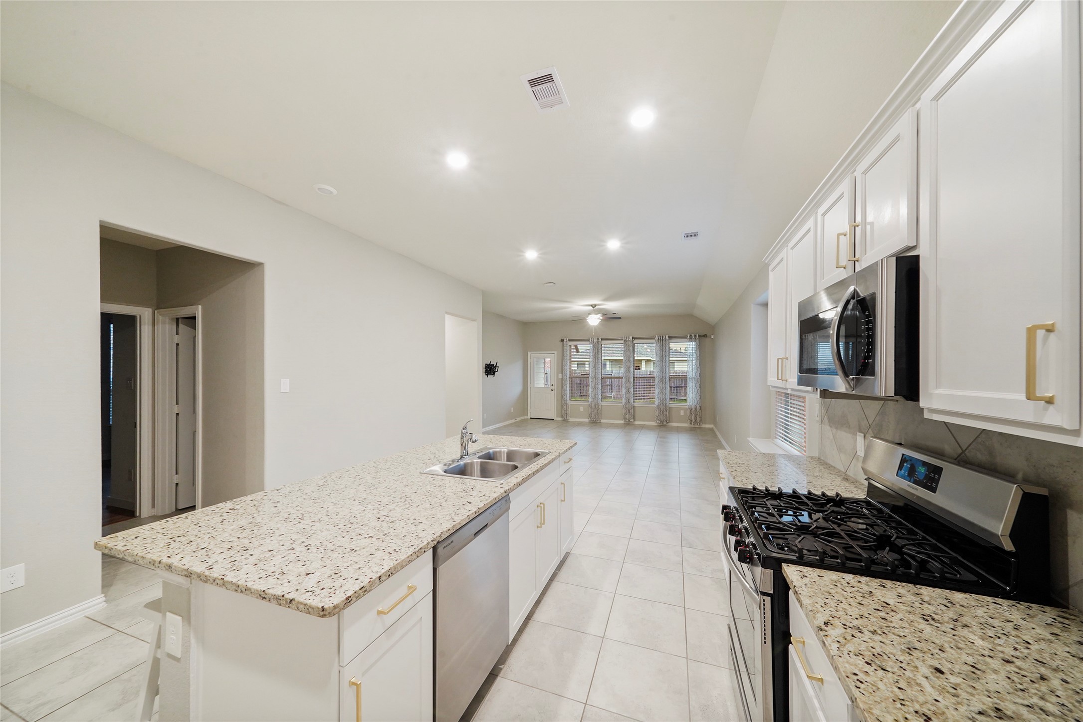 27910 Augusta View Drive Property Photo 14