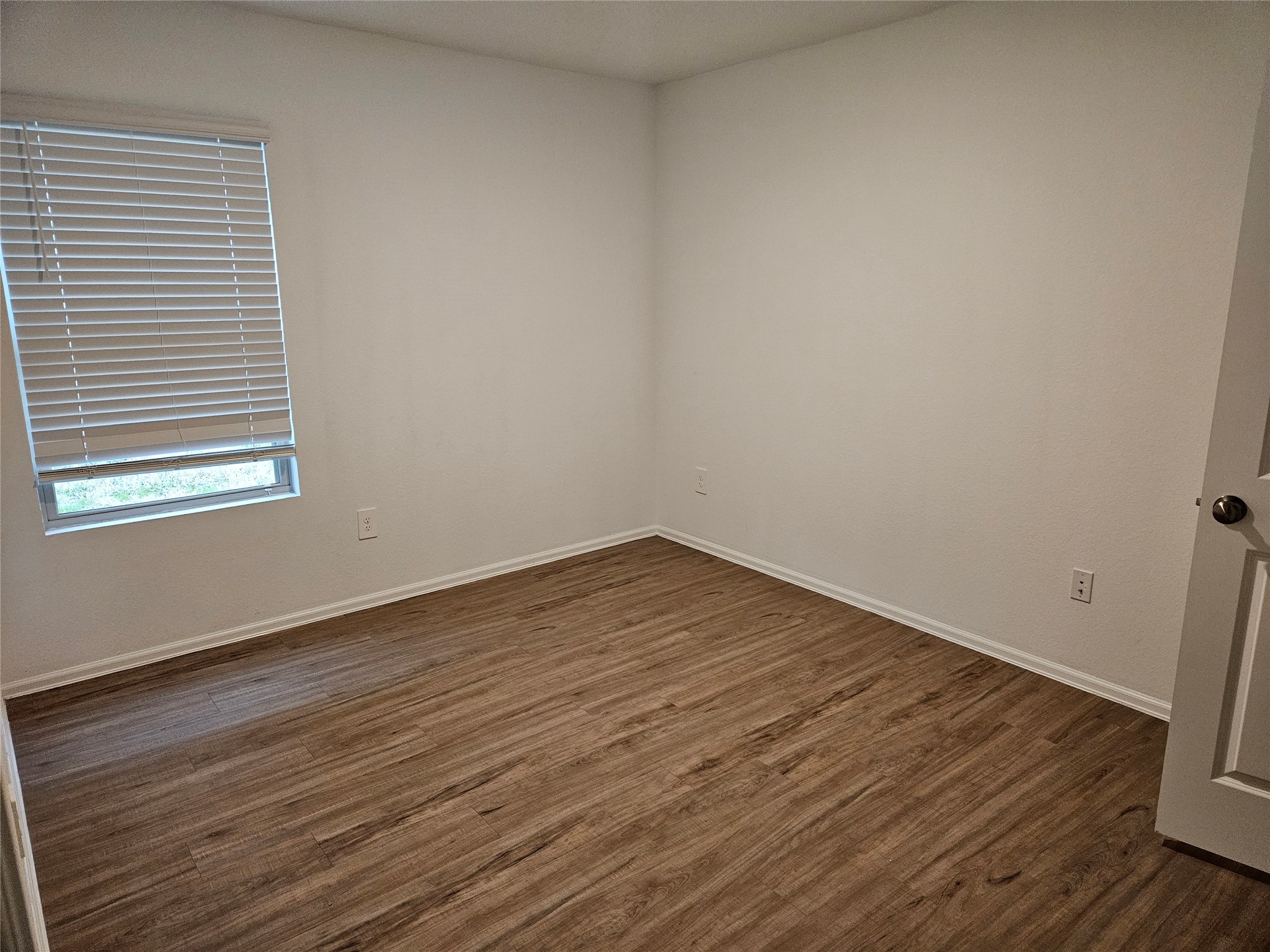 18930 Sorento Bay Lane Property Photo 5