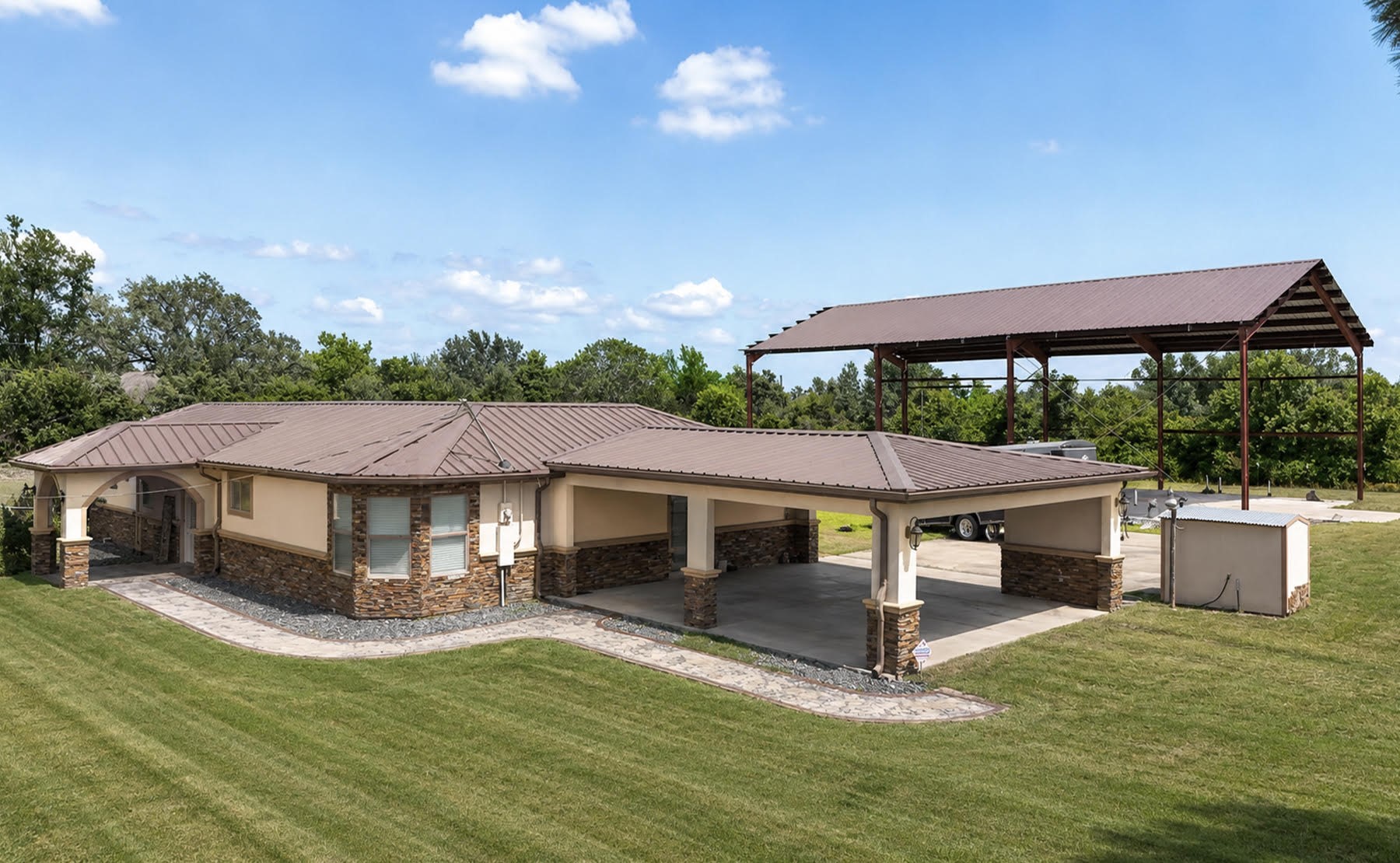 2114 Penny Lake Drive Property Photo