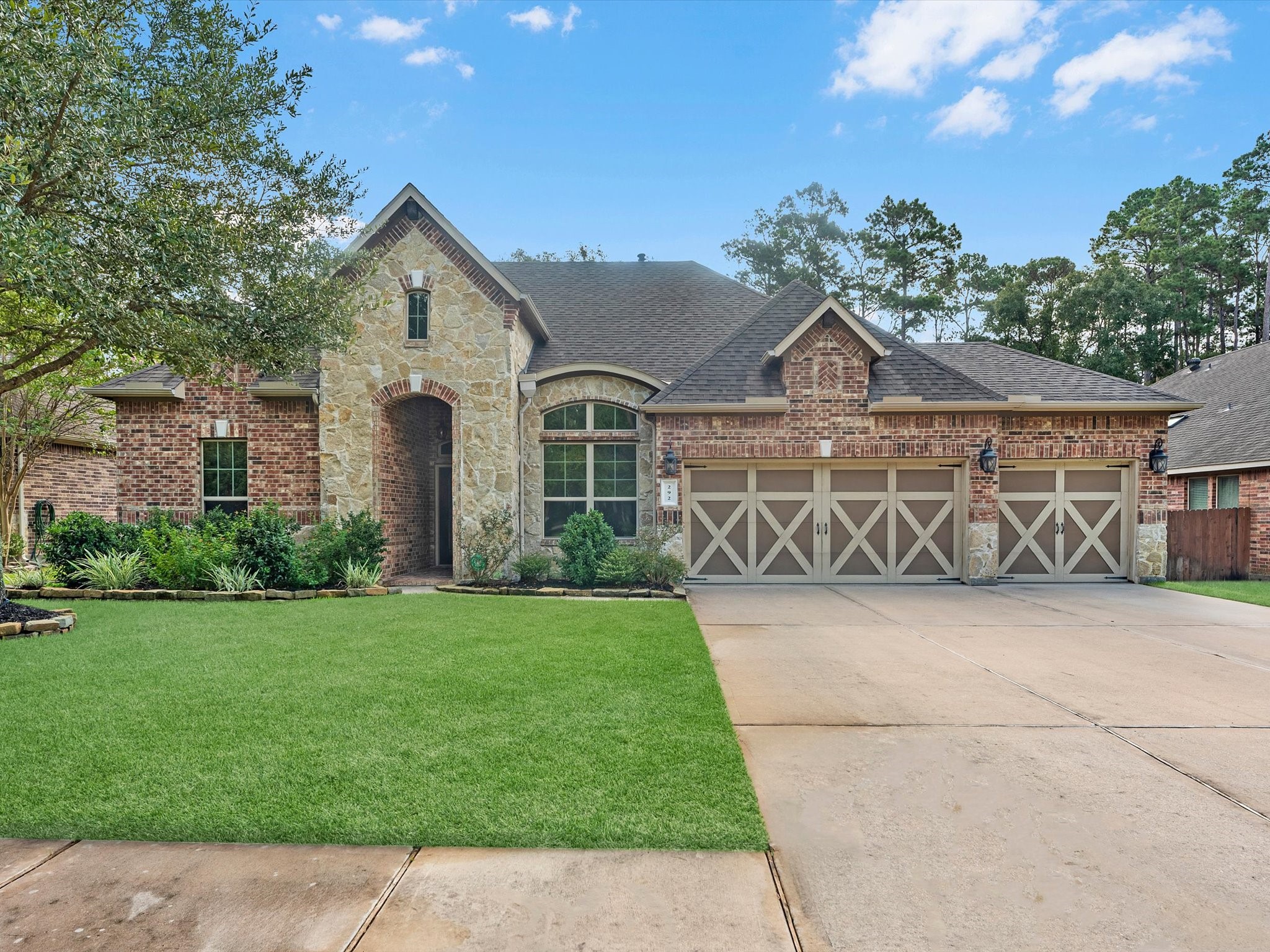 292 Dawn Brook Lane Property Photo 1