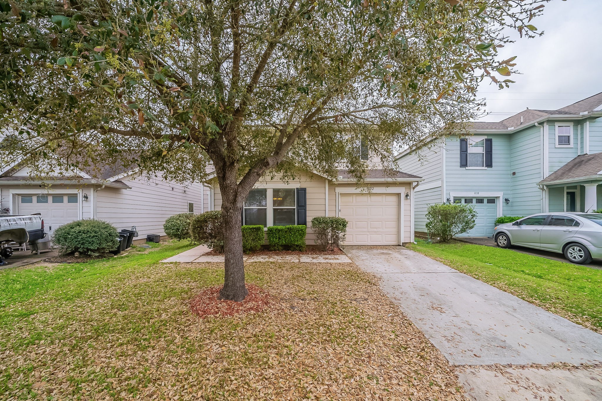 8122 Old Maple Lane Property Photo 1