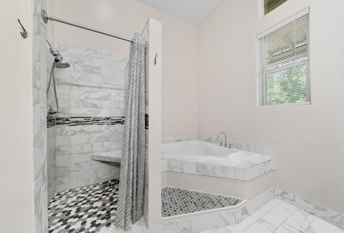 2184 Bear Bottom Drive Property Photo 14