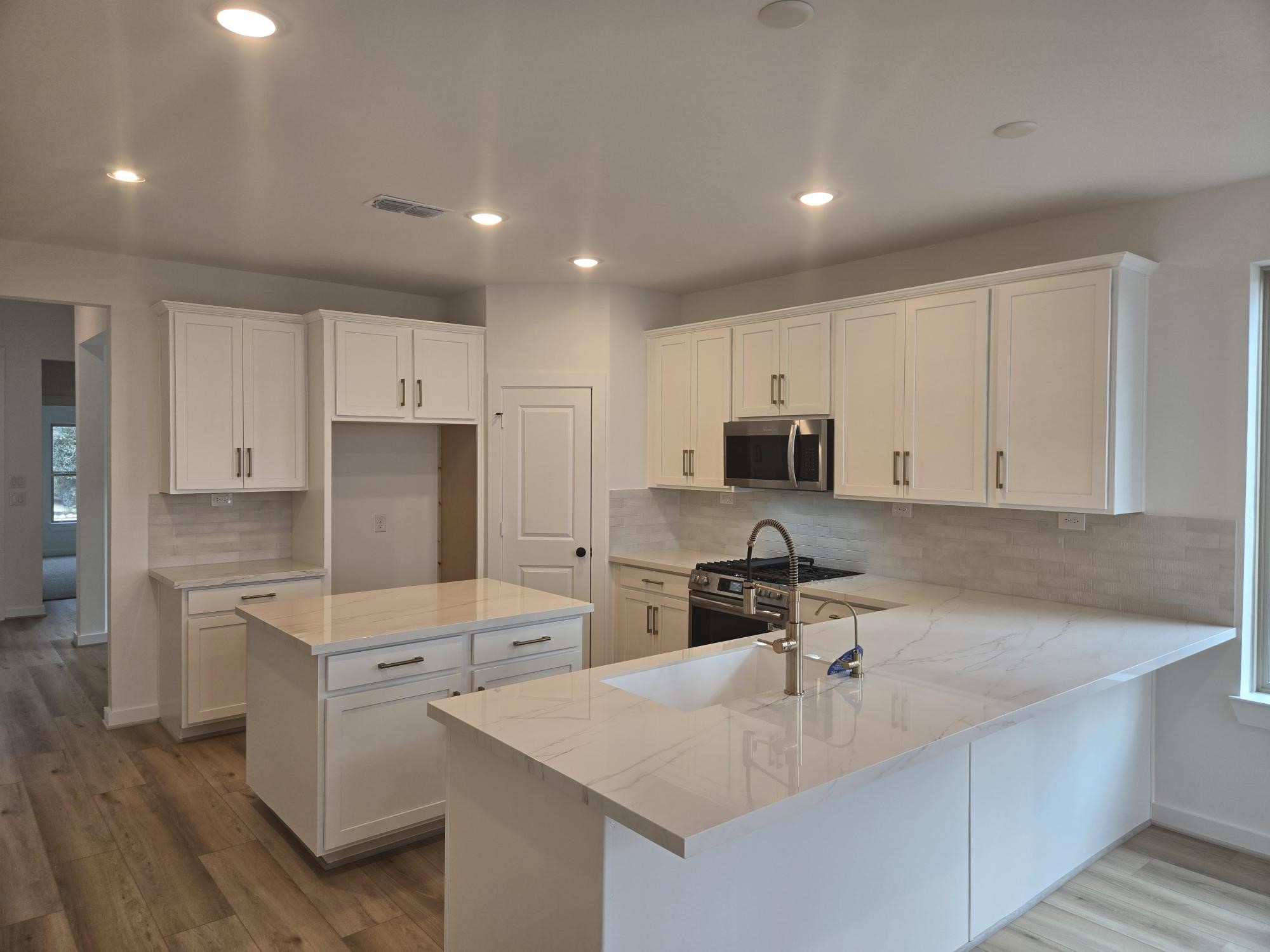 16923 Warm Glow Court Property Photo 3