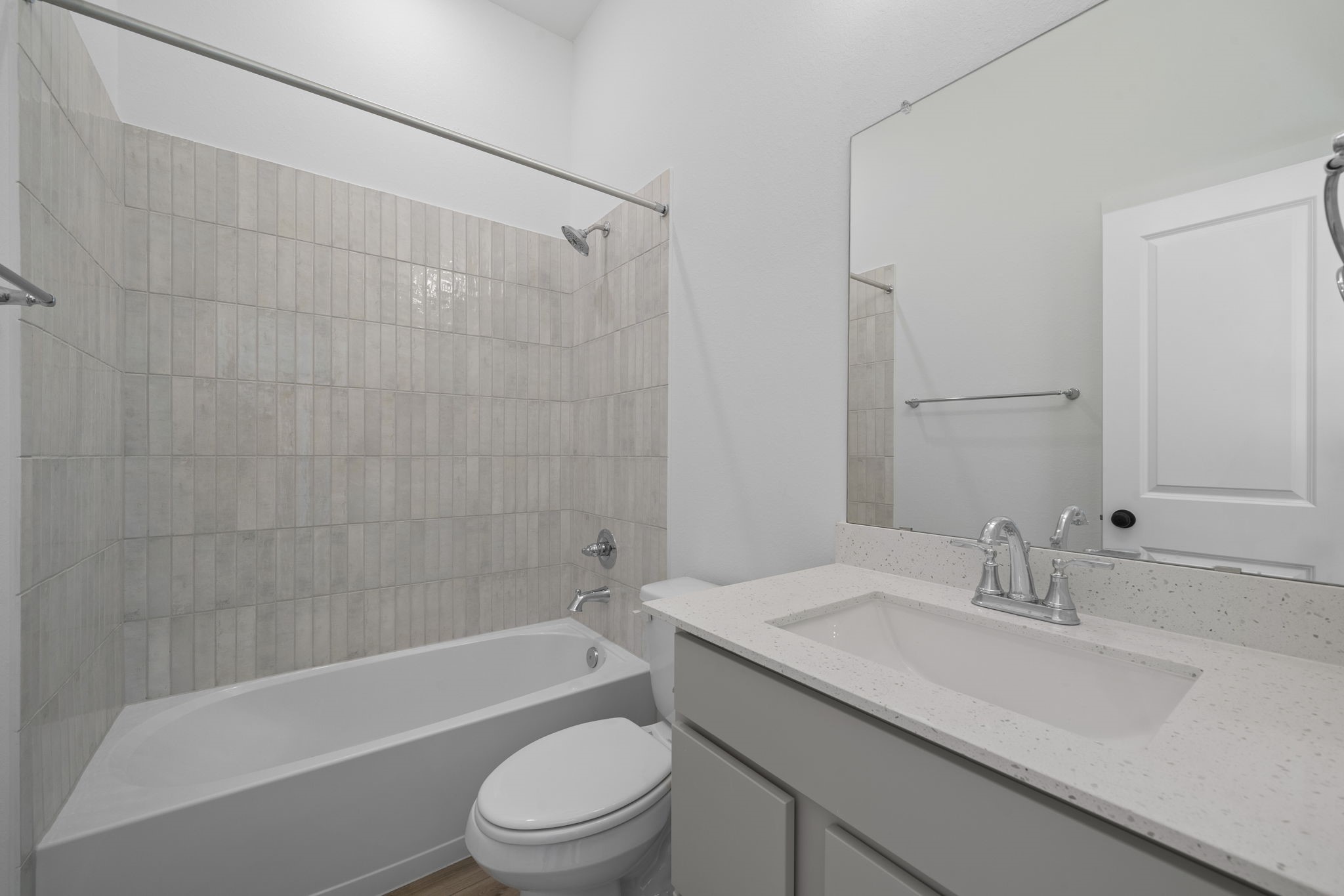 16923 Warm Glow Court Property Photo 11