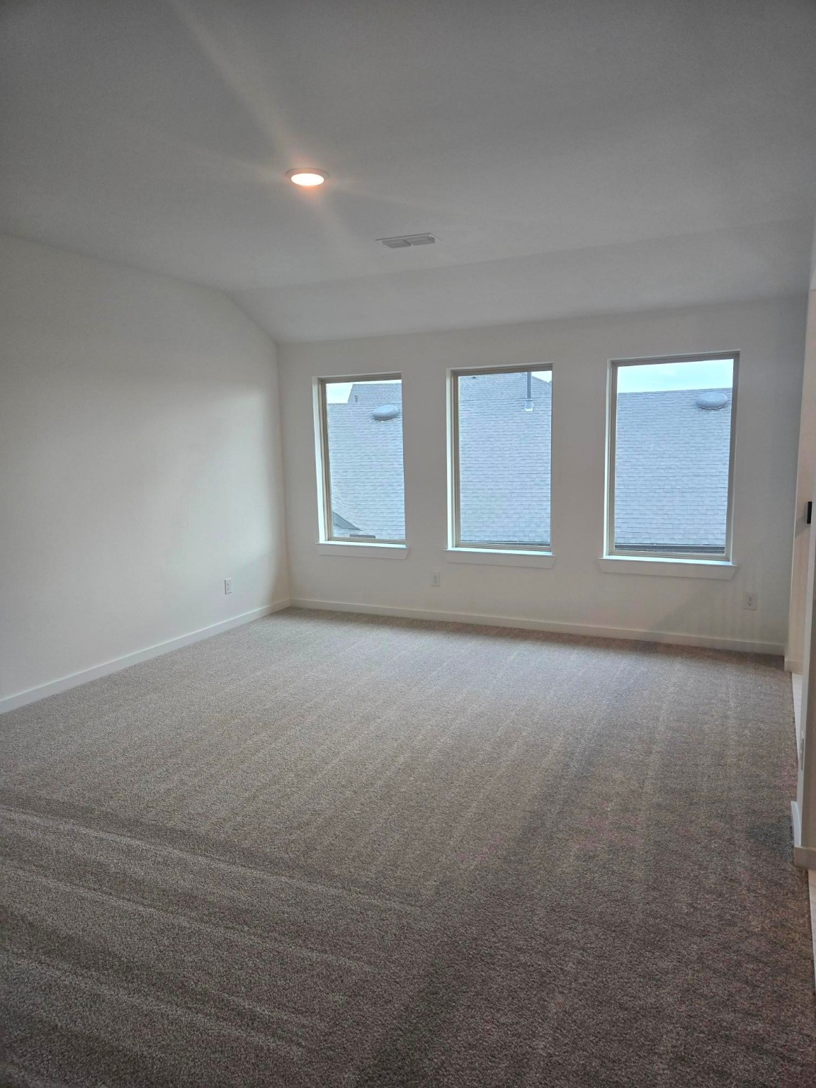 16923 Warm Glow Court Property Photo 12