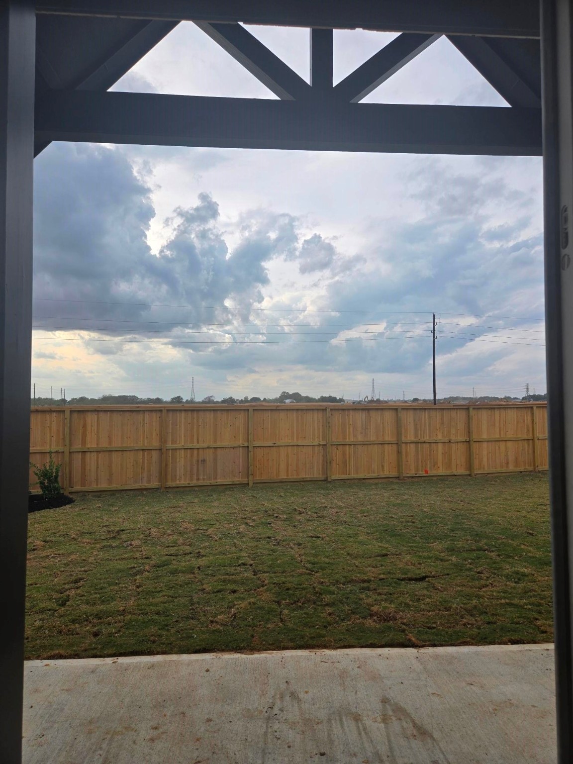 16923 Warm Glow Court Property Photo 14