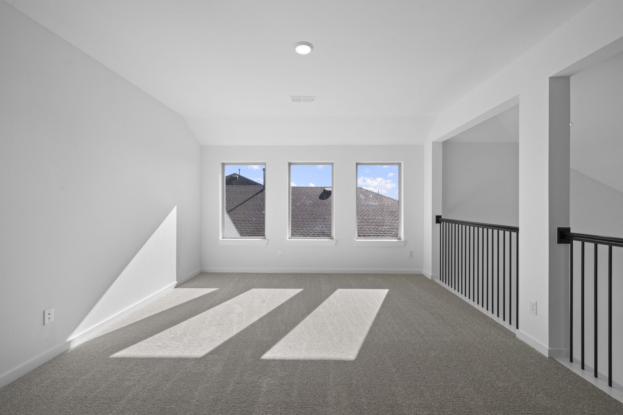 16923 Warm Glow Court Property Photo 19
