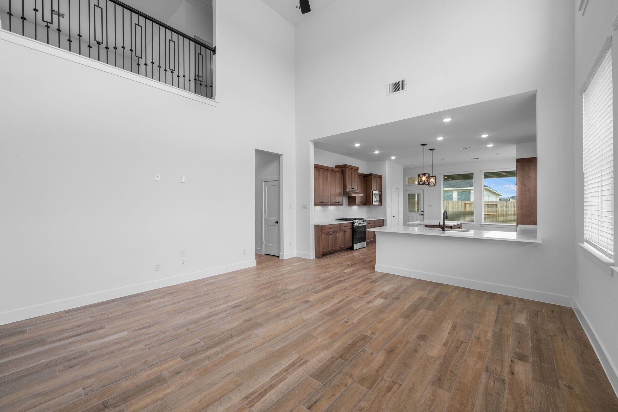 12102 Maple Court Property Photo 11