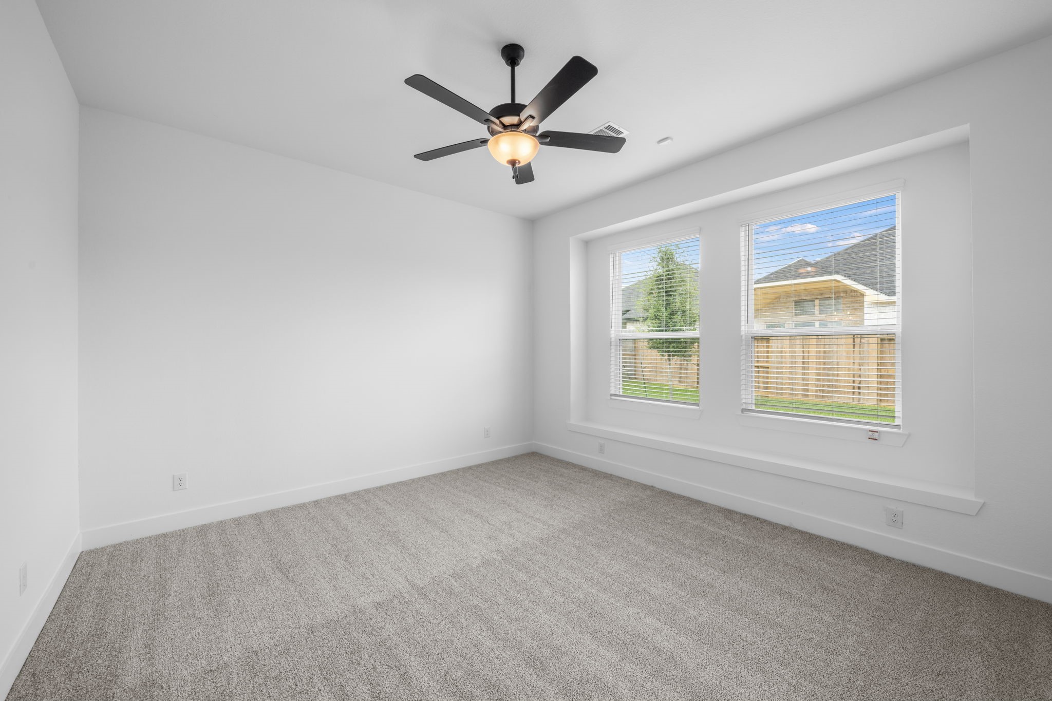 12102 Maple Court Property Photo 20
