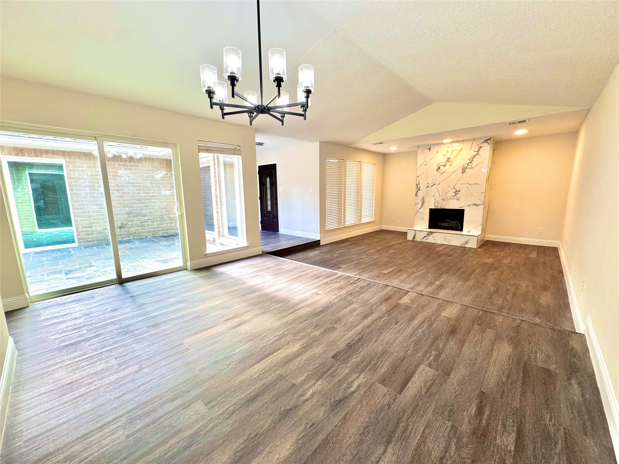 14307 Piping Rock Property Photo 3