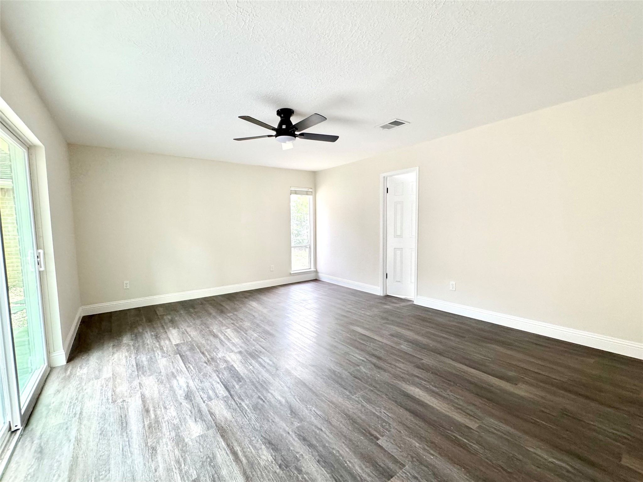14307 Piping Rock Property Photo 8