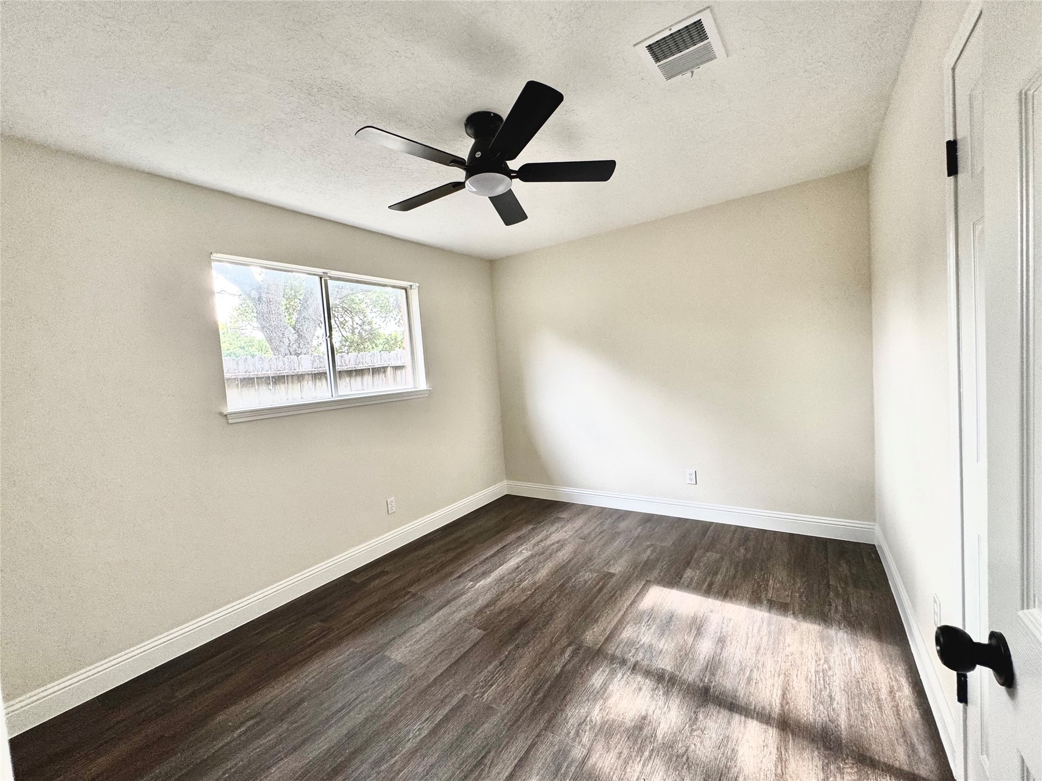 14307 Piping Rock Property Photo 13