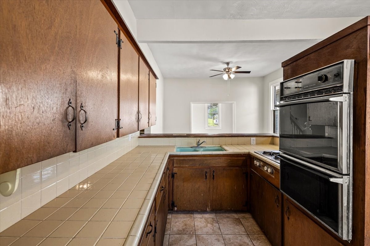 1614 Avenue O Property Photo 12