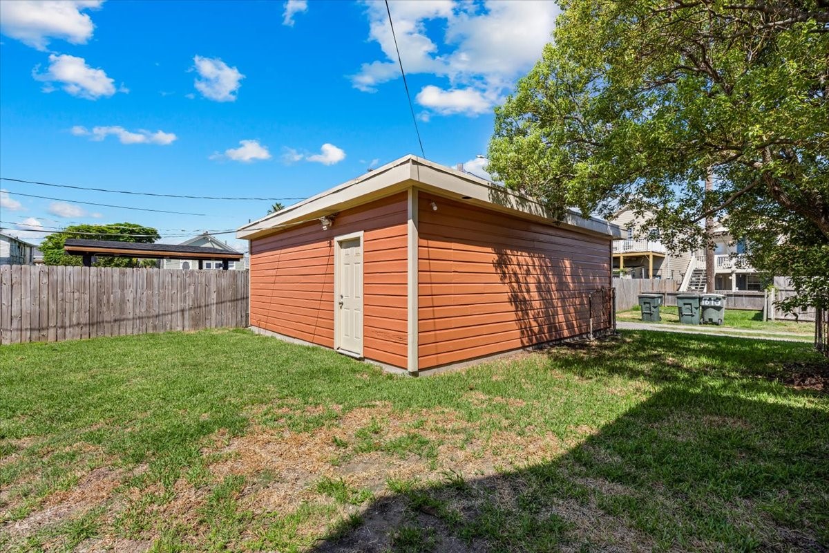 1614 Avenue O Property Photo 26