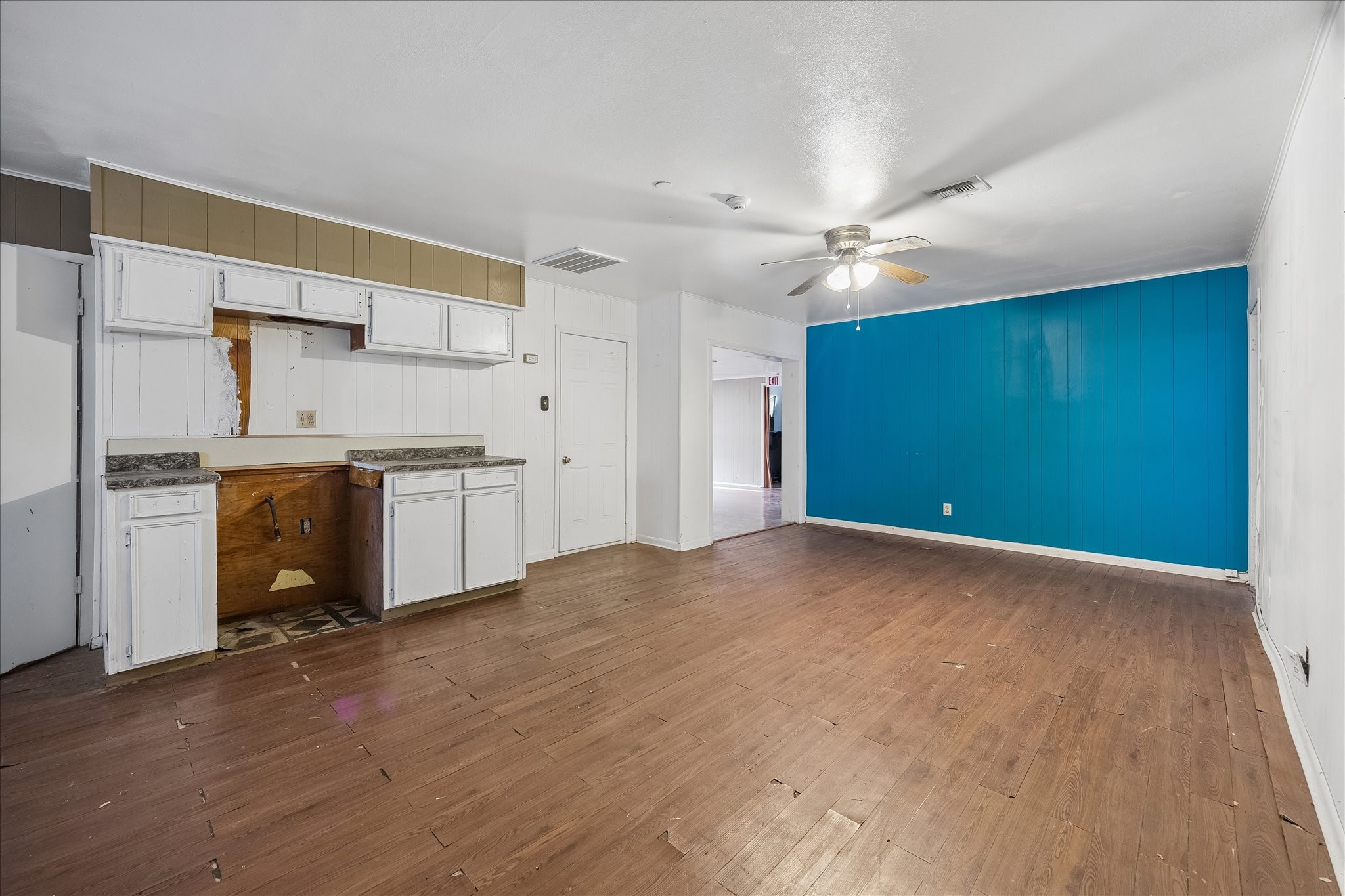 3230 Garapan Street Property Photo 3