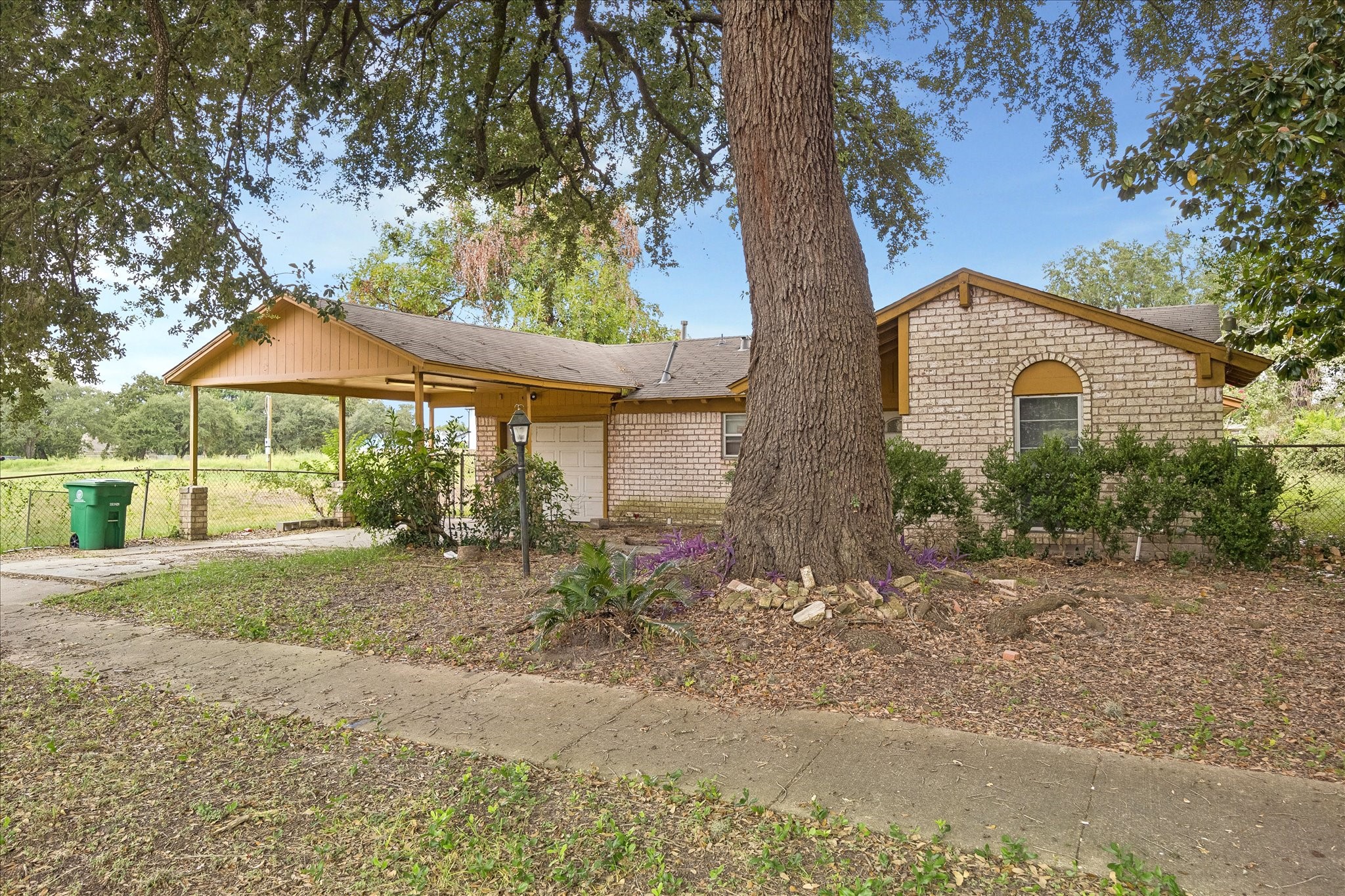 3230 Garapan Street Property Photo 5
