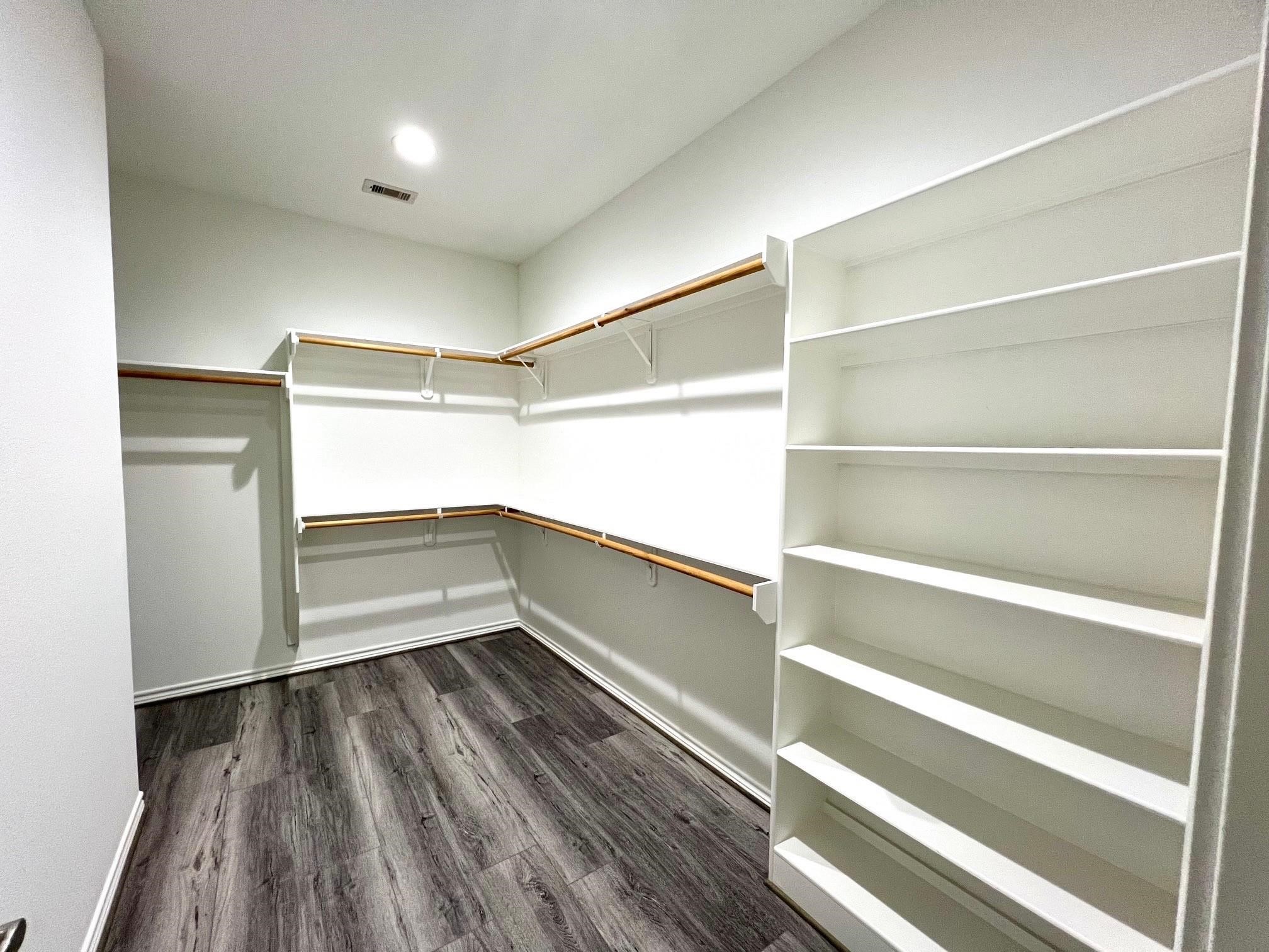 863 B Arbor Pines Ct Property Photo 9