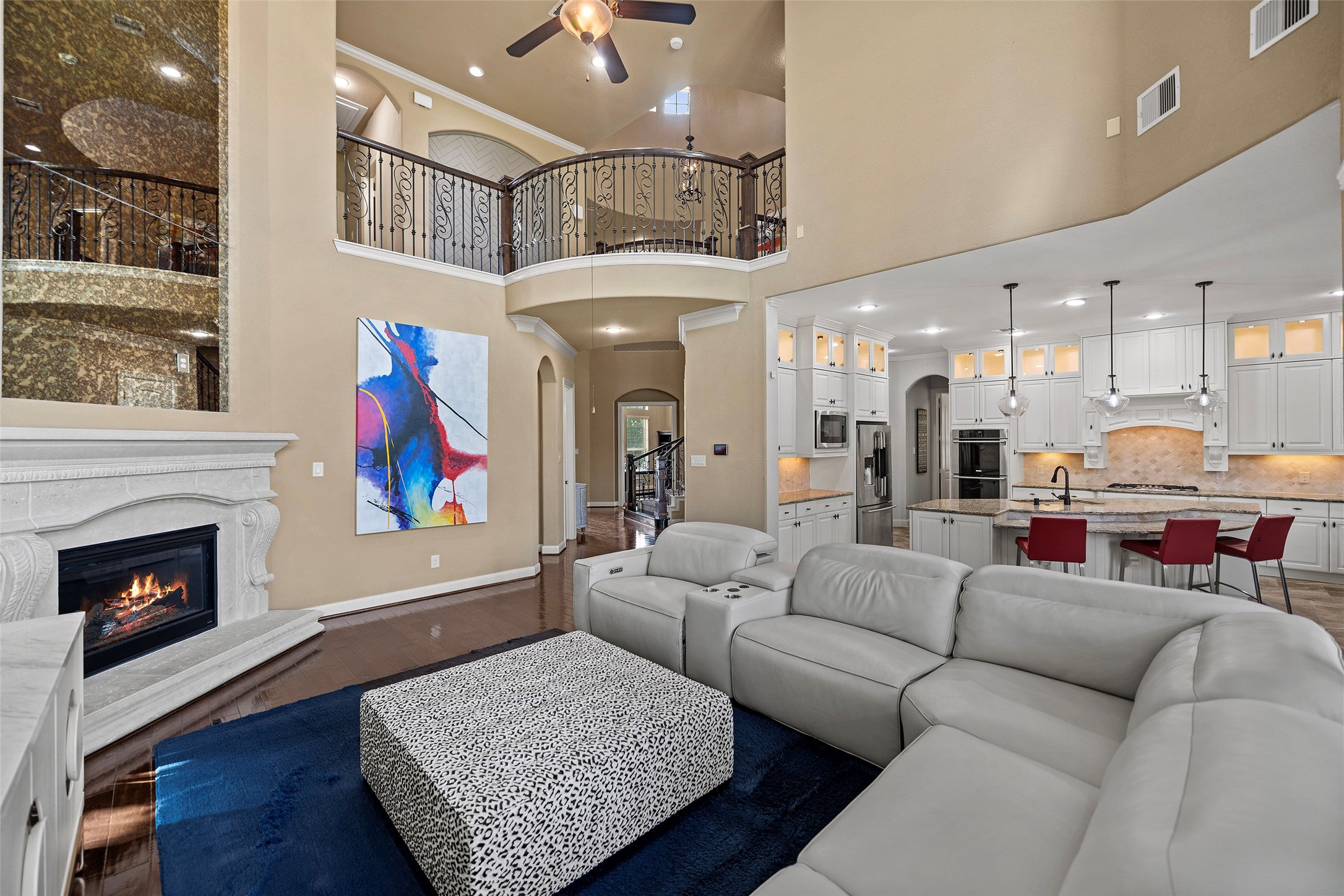 114 Tehama Place Property Photo 6