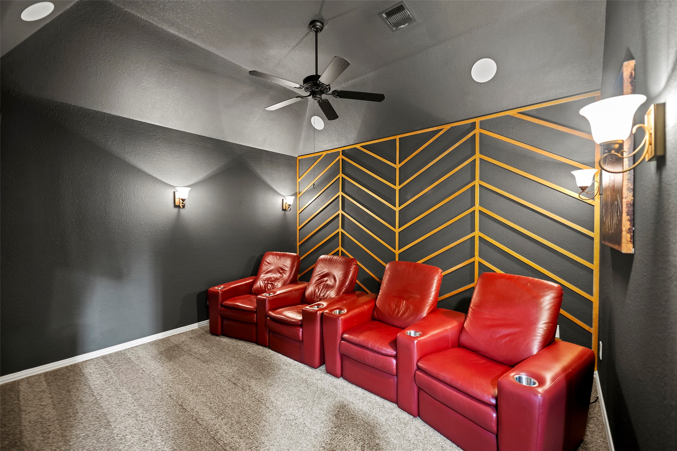 114 Tehama Place Property Photo 15