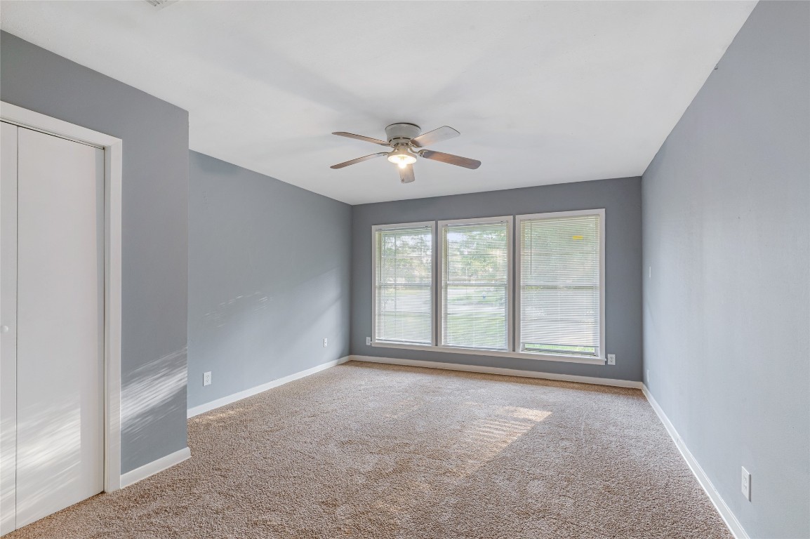 10502 Royal Oaks Drive Property Photo 11