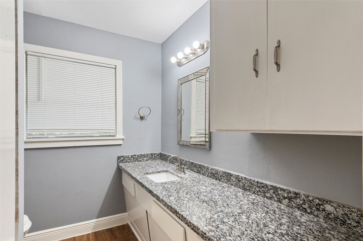 10502 Royal Oaks Drive Property Photo 12