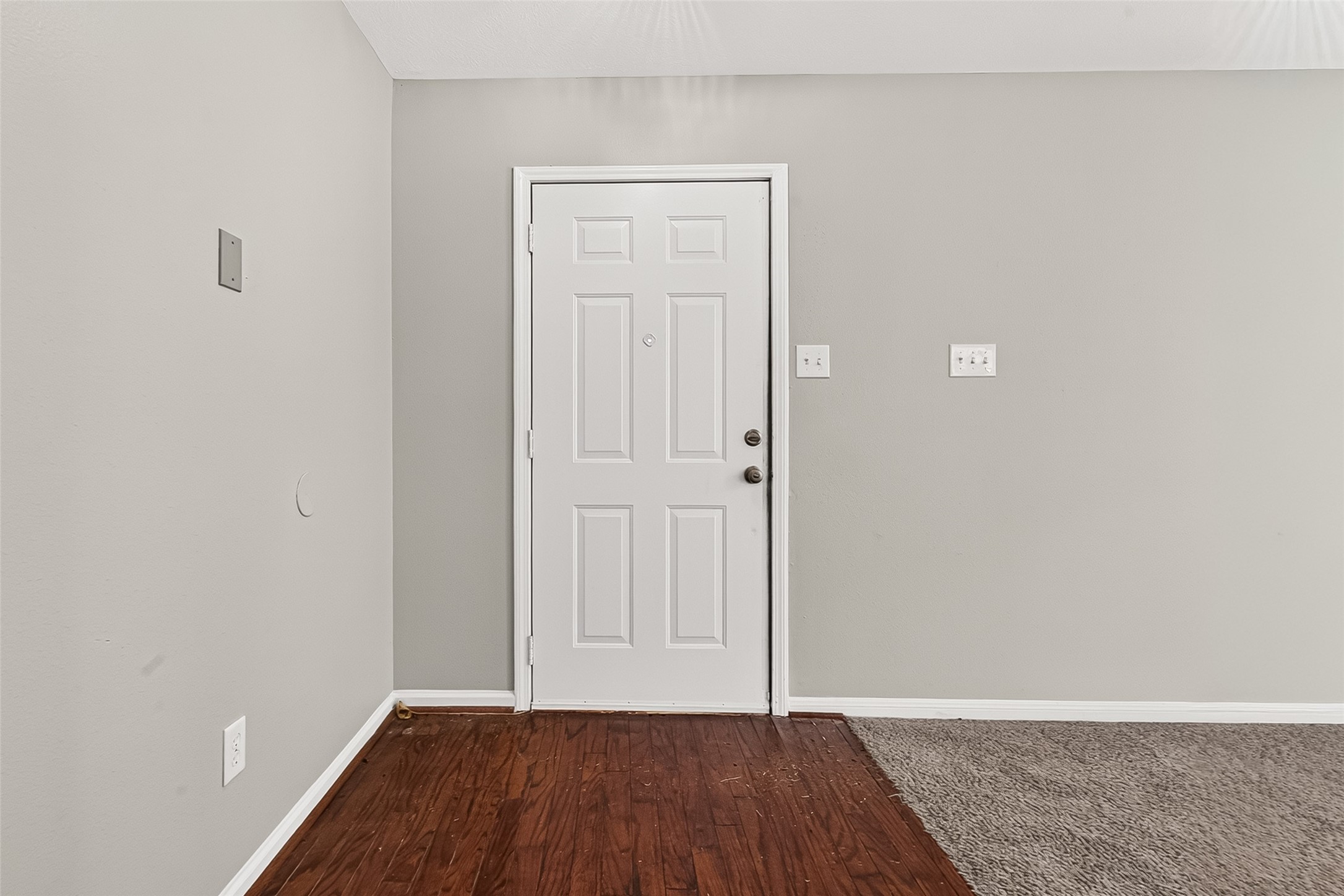 1606 Misty Fawn Lane Property Photo 7